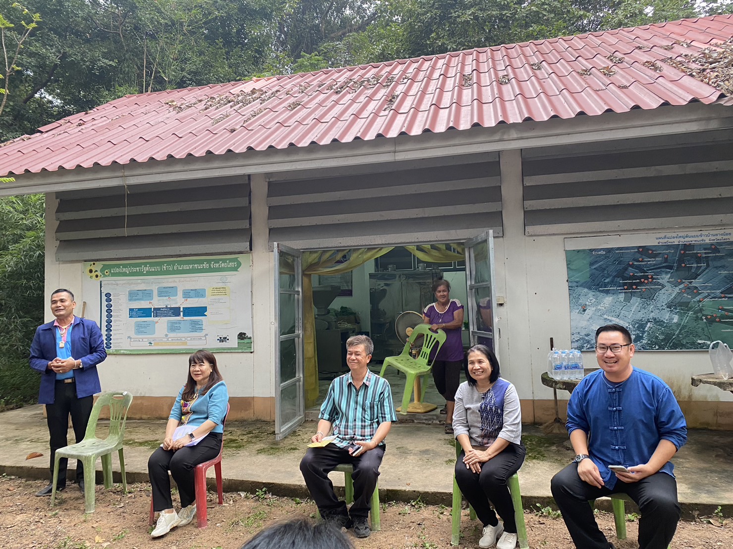 พช.ยโสธร ลงพื้นที่ติดตามและสนับสนุนการพัฒนาผลิตภัณฑ์ OTOP จากภูมิปัญญาท้องถิ่น ในพื้นที่อำเภอค้อวัง มหาชนะชัย จังหวัดยโสธร