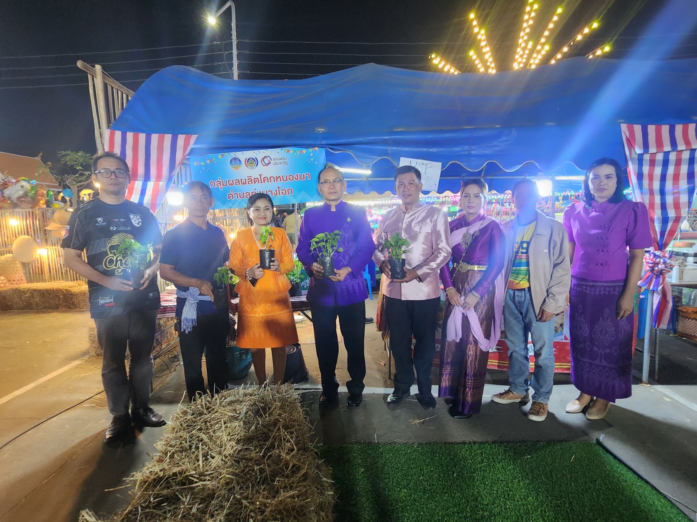 พช.ยโสธร ชู Soft Power OTOP Yasothon เดินแบบชุดผ้าไทยในงาน “จุดไฟตูมกา ยโสธร” ประจำปี 2566