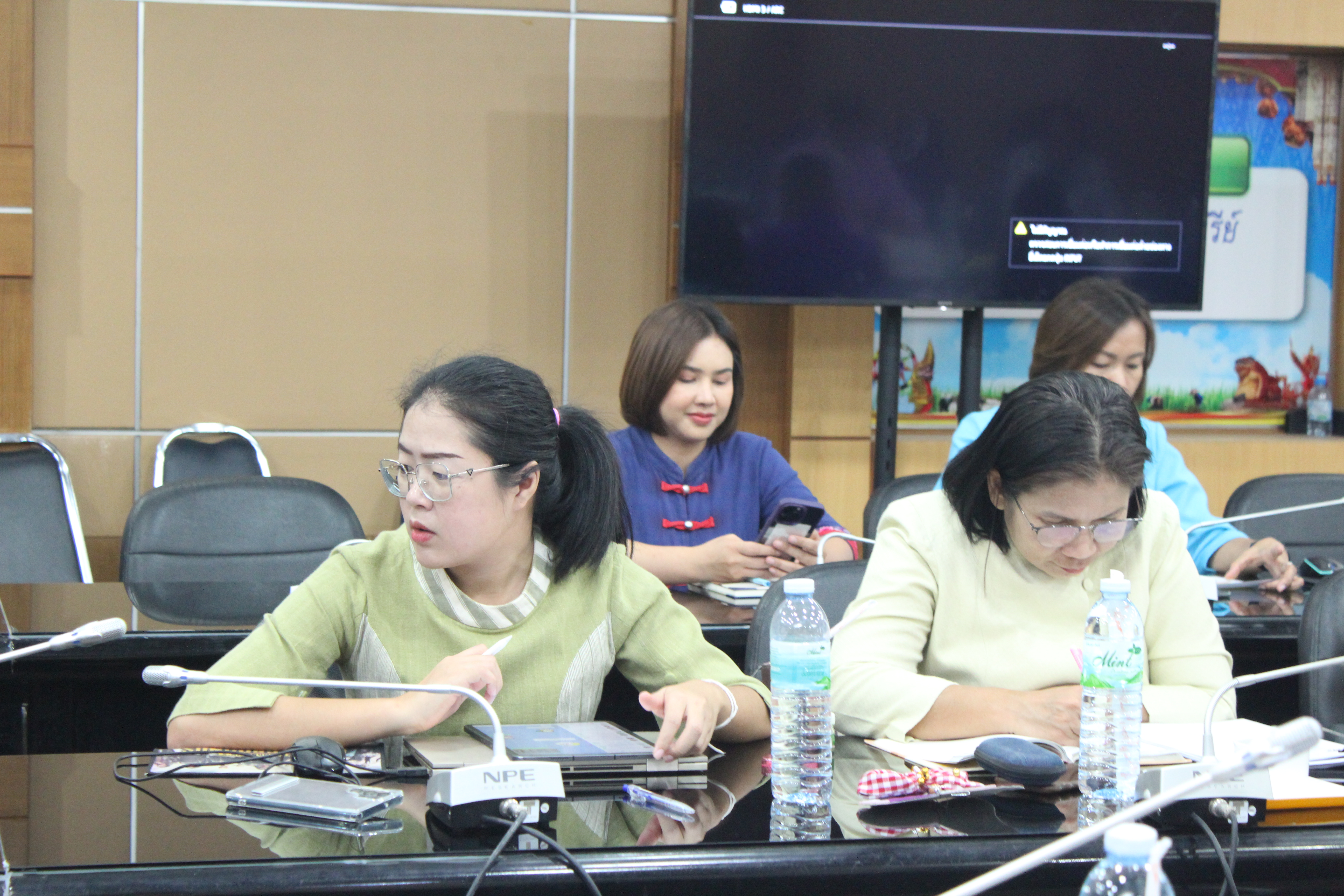 พช.ยโสธร ประชุมเจ้าหน้าที่พัฒนาชุมชนสำนักงานพัฒนาชุมชน จังหวัดยโสธร เพื่อเตรียมความพร้อมในการขับเคลื่อนงานพัฒนาชุมชน ในไตรมาส 1/2567