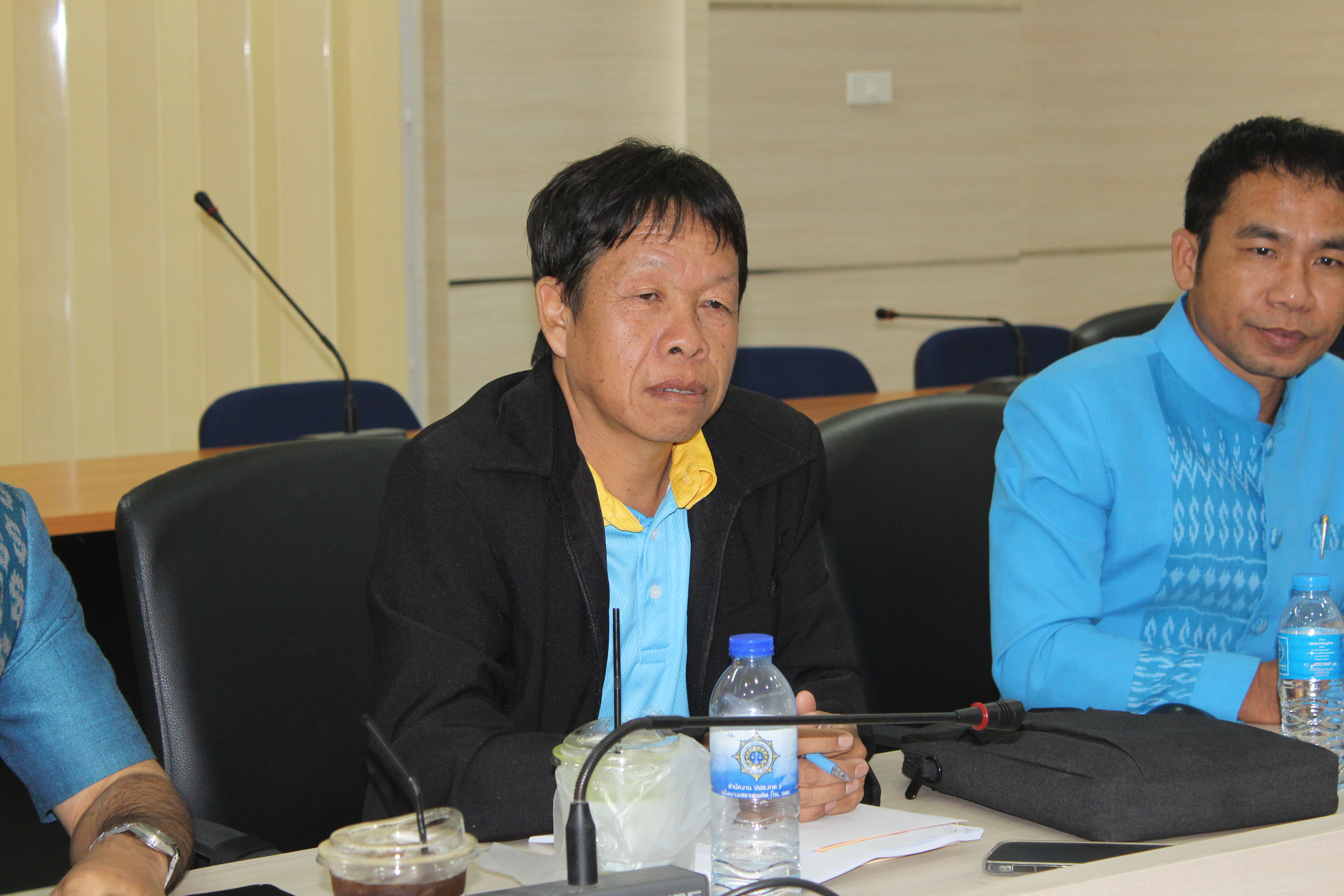 พช.ยโสธร…ประชุมเจ้าหน้าที่พัฒนาชุมชนเตรียมความพร้อมในการจัดเก็บข้อมูลความจำเป็นพื้นฐาน (จปฐ.) ด้วยเครื่องมืออิเล็กทรอนิกส์ ประจำปี 2567 เชิงคุณภาพ