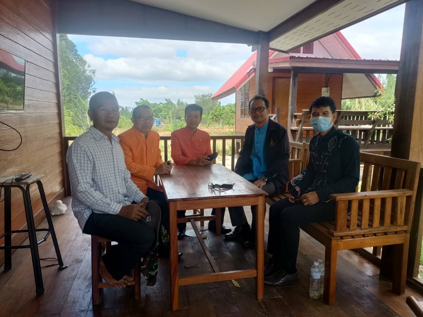 พช.ยโสธร ลงพื้นที่ ติดตามการดำเนินงานศูนย์เรียนรู้ทฤษฎีใหม่รูปแบบ “โคก หนอง นา” ตามโครงการโครงการพัฒนาหมู่บ้านเศรษฐกิจพอเพียง ประจำปีงบประมาณ พ.ศ. 2564 และปีงบประมาณ พ.ศ. 2567