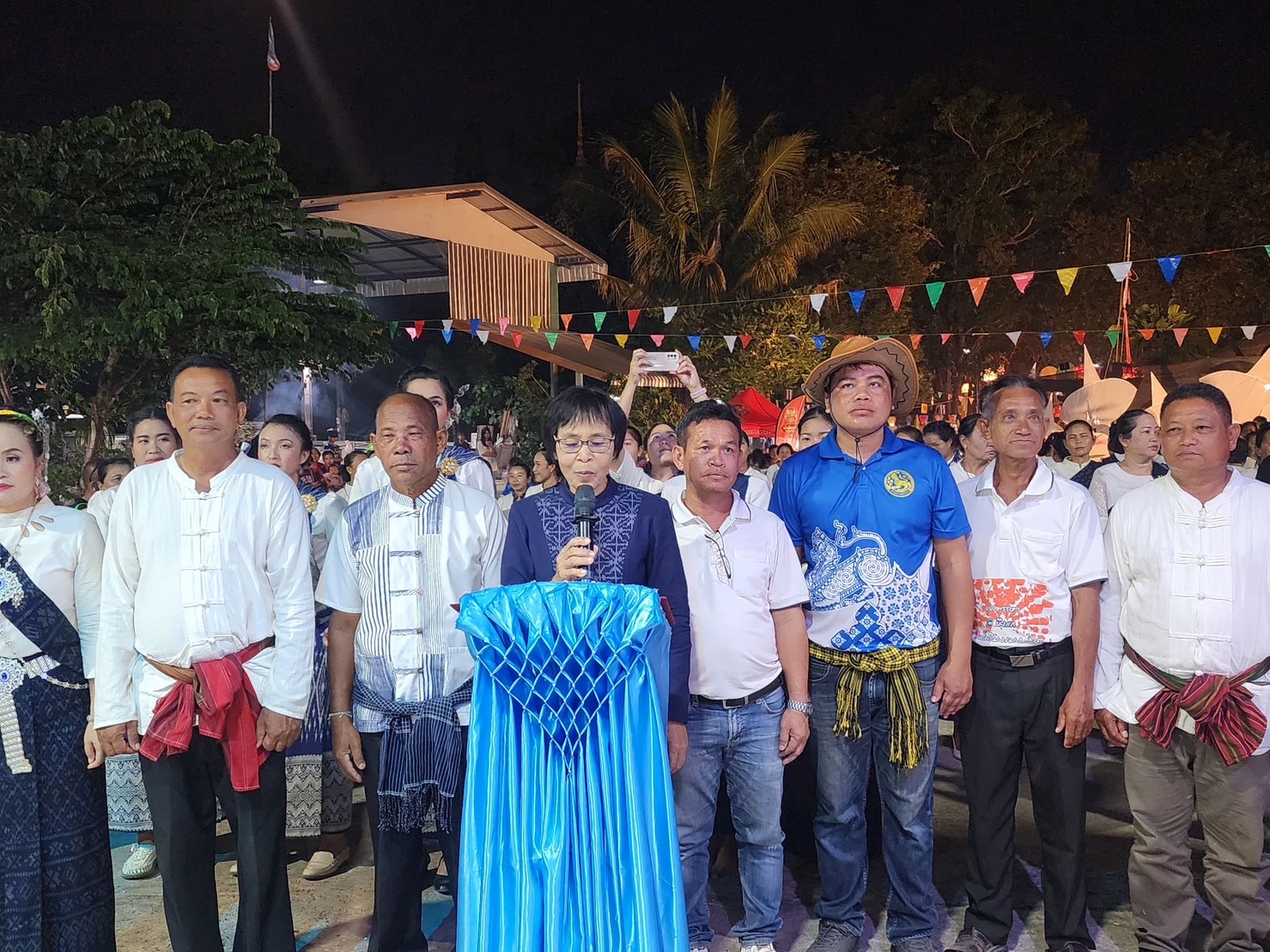 พช.ยโสธร ร่วมพิธีเปิดงานประเพณีออกพรรษาที่บึงแก แห่ไฟโมงเมง ระหว่างวันที่ 27-28 ตุลาคม 2566