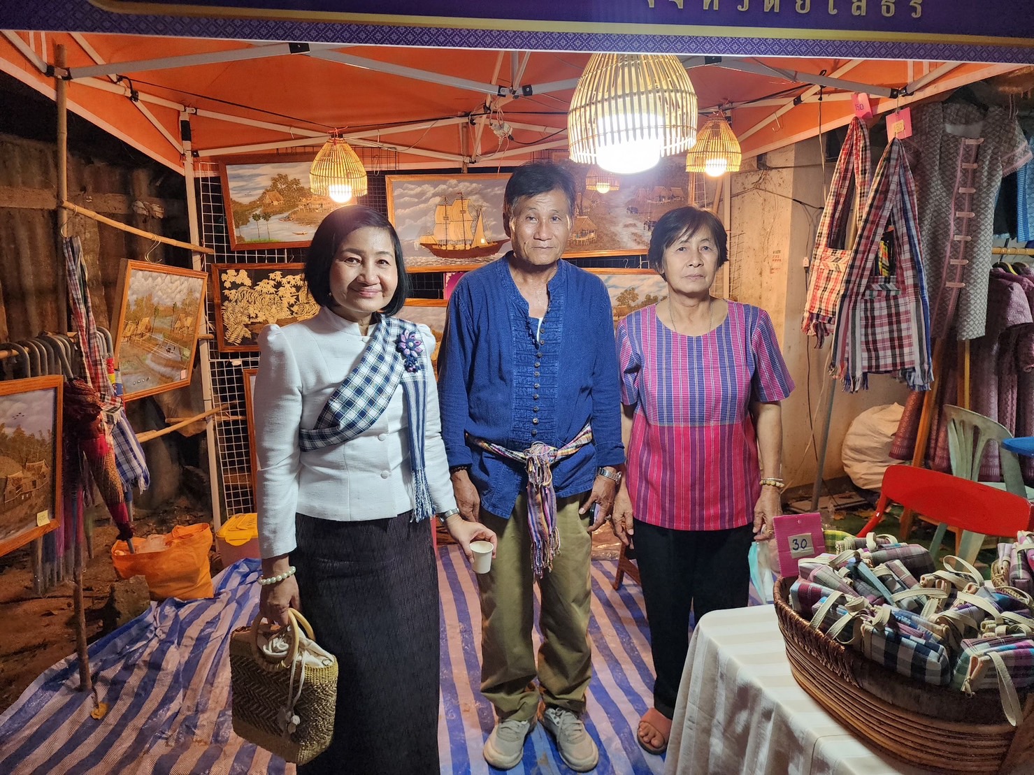 พช.ยโสธร ร่วมพิธีเปิดงานประเพณีออกพรรษาที่บึงแก แห่ไฟโมงเมง ระหว่างวันที่ 27-28 ตุลาคม 2566