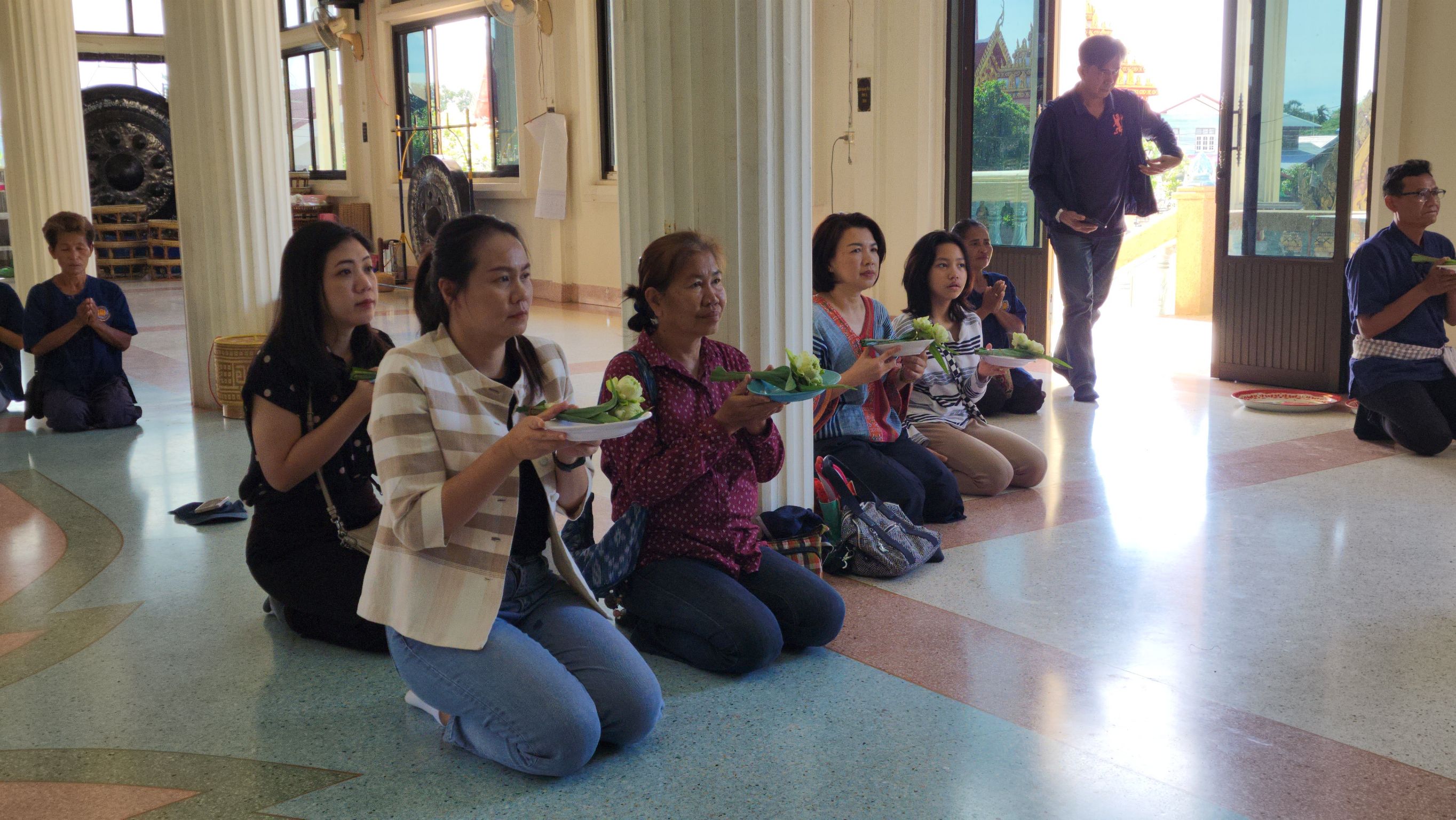 ช.ยโสธร ชู Solf power หมู่บ้าน OTOP นวัตวิถี บ้านสำโรง หมู่ 7 ตำบลคูเมือง อำเภอมหาชนะชัย จังหวัดยโสธร ตามโครงการพัฒนาเส้นทางท่องเที่ยว OTOP นวัตวิถี