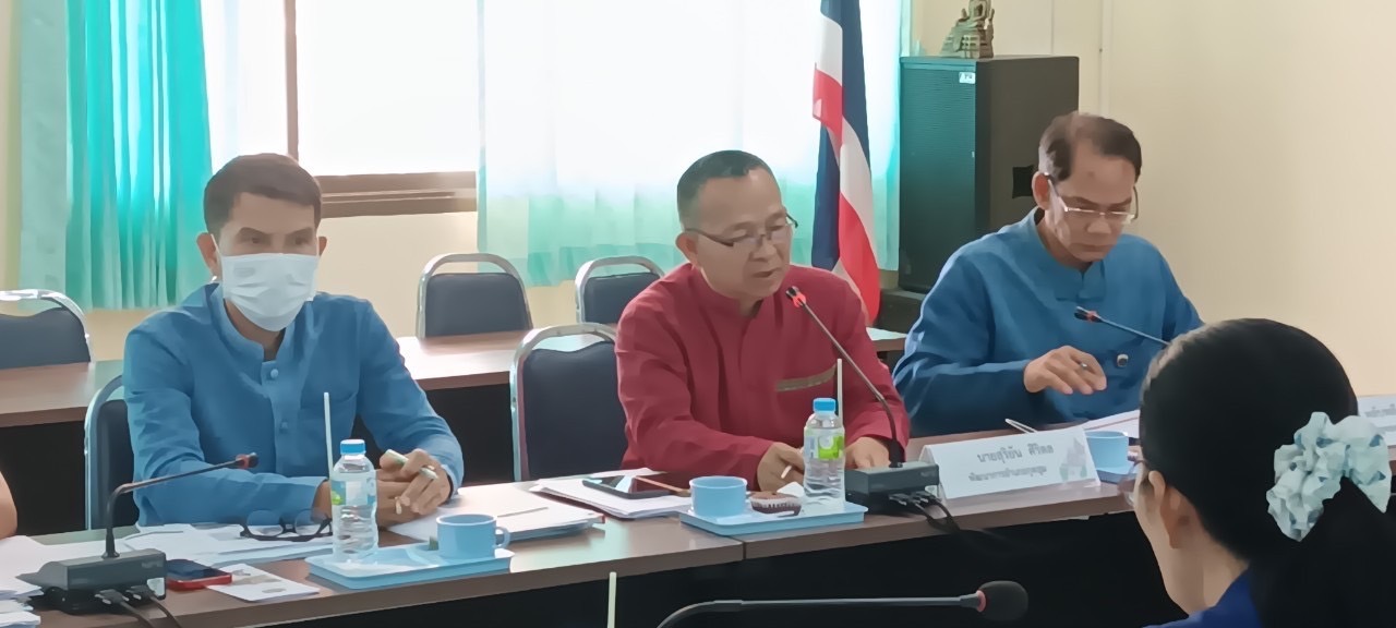 ผู้ตรวจกรมการพัฒนาชุมชนลงพื้นที่ติดตามผลการดำเนินงานโครงการหมู่บ้านเศรษฐกิจพอเพียงกิจกรรมการพัฒนาศูนย์เรียนรู้ทฤษฎีใหม่รูปแบบ”โคก หนอง นา” ในพื้นที่อำเภอกุดชุมและอำเภอทรายมูล จังหวัดยโสธร