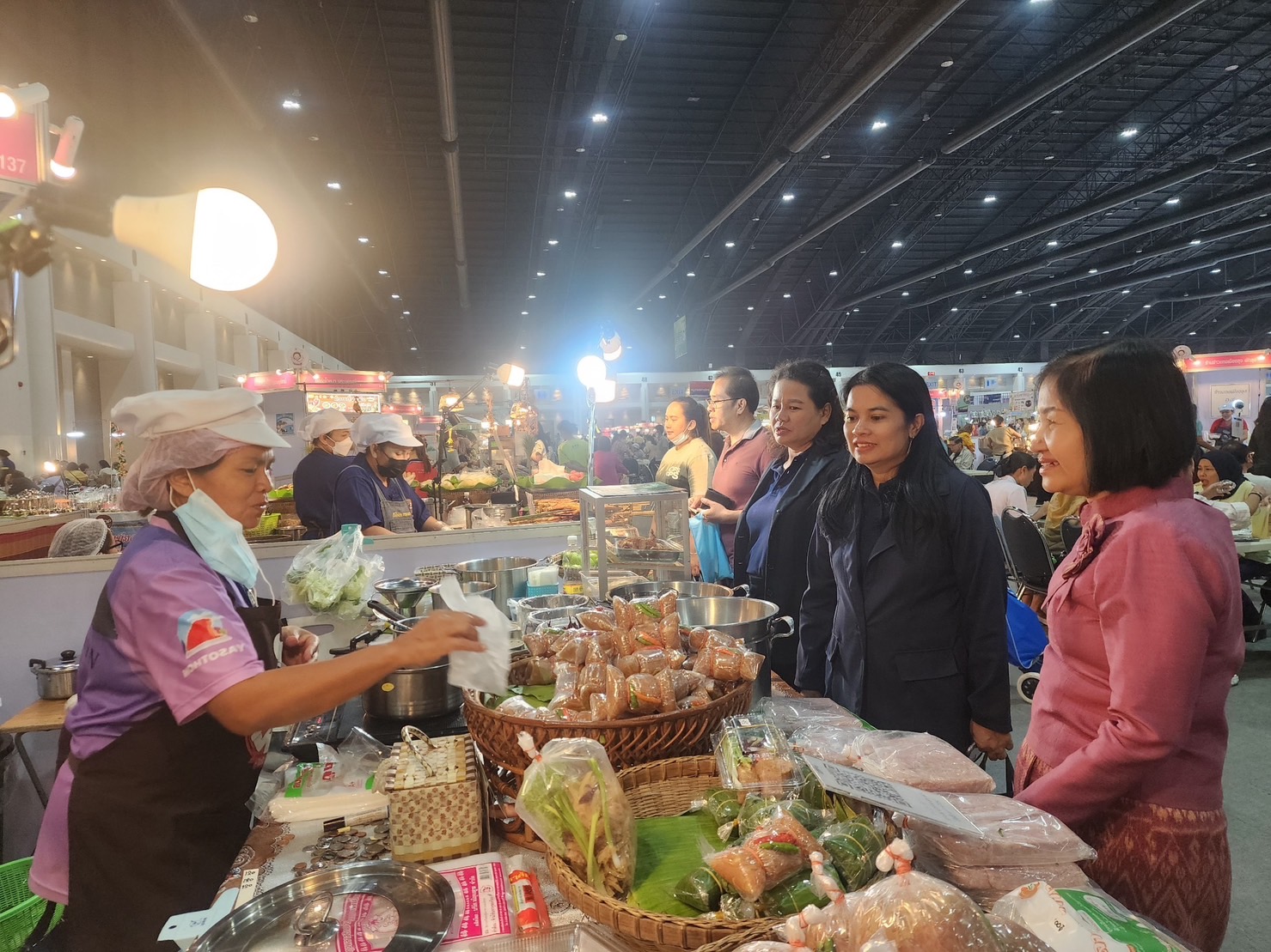 พช.ยโสธร ร่วมพิธีเปิดงาน OTOP City 2023 ณ ศูนย์แสดงสินค้าและการประชุมอิมแพ็ค เมืองทองธานี อำเภอปากเกร็ด จังหวัดนนทบุรี