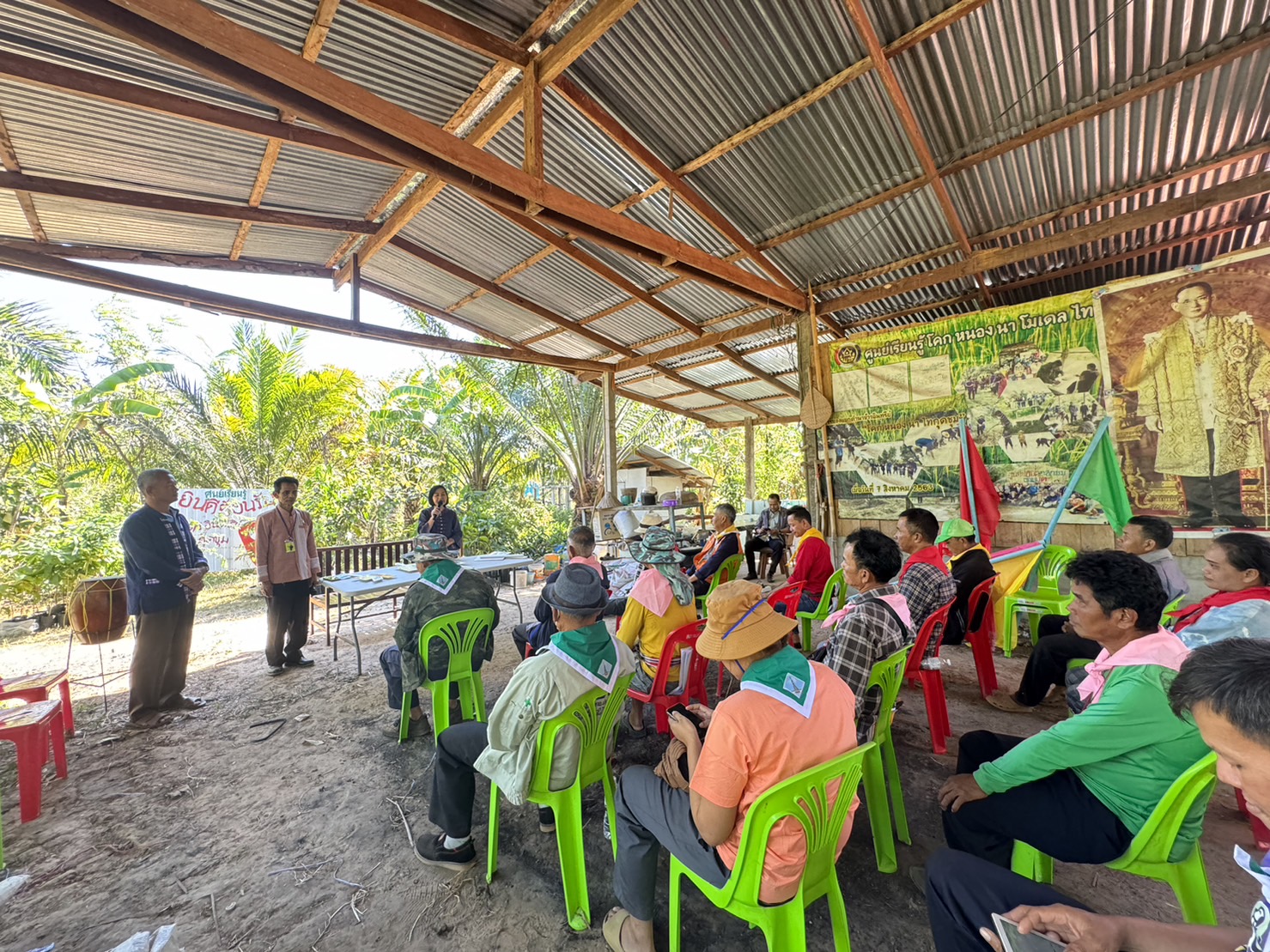 พช.ยโสธร ลงพื้นที่ติดตามให้กำลังใจผู้เข้าร่วมอบรมโครงการพัฒนาหมู่บ้านเศรษฐกิจพอเพียงกิจกรรมอบรมแกนนำขับเคลื่อนหมู่บ้านเศรษฐกิจพอเพียง ประจำปีงบประมาณ พ.ศ. 2567