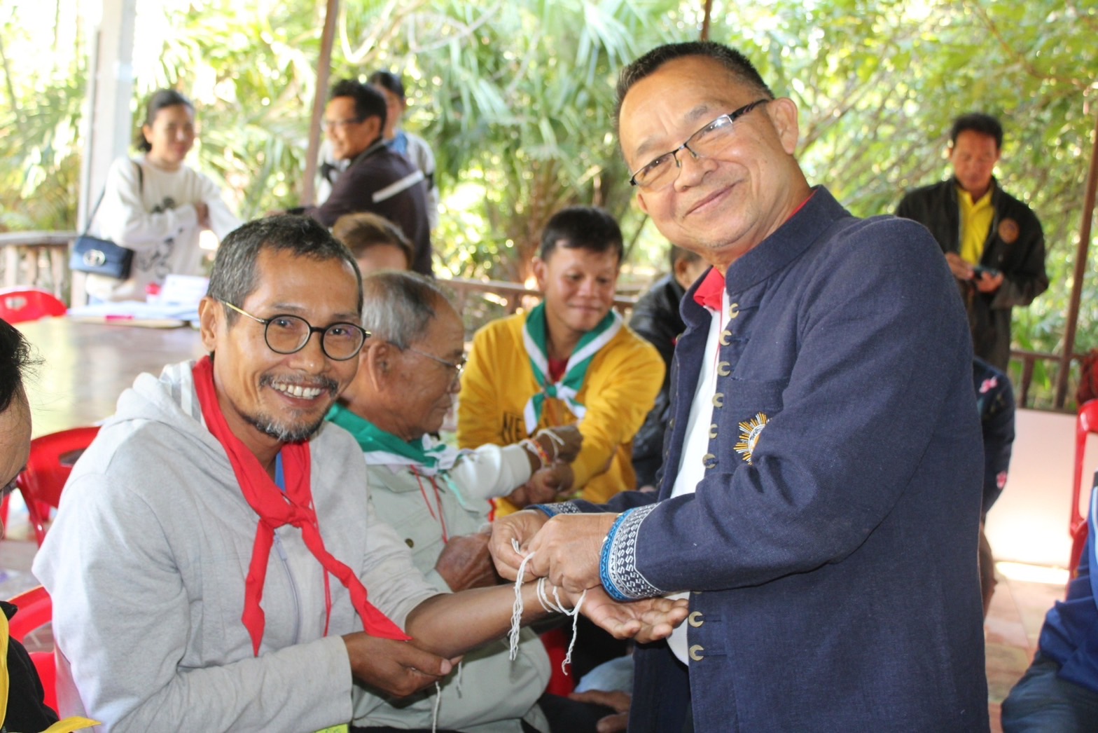 พัฒนาการจังหวัดยโสธร มอบใบประกาศปิดการอบรมโครงการพัฒนาหมู่บ้านเศรษฐกิจพอเพียงกิจกรรมอบรมแกนนำขับเคลื่อนหมู่บ้านเศรษฐกิจพอเพียง ประจำปีงบประมาณ พ.ศ. 2567