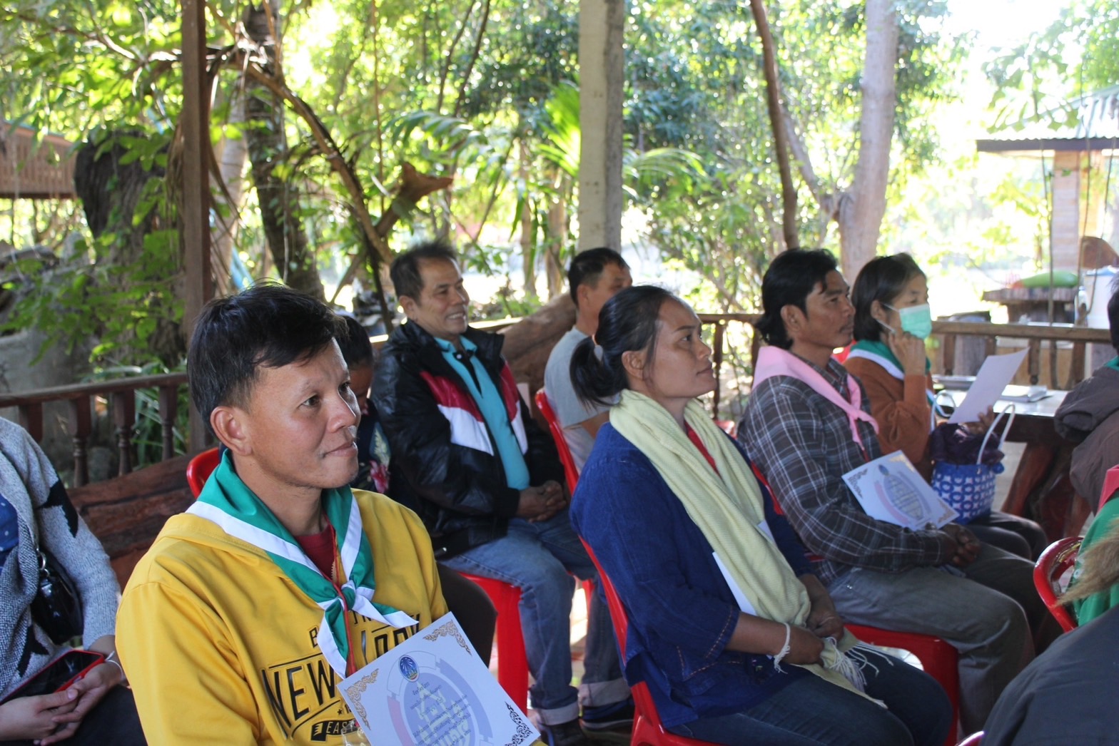 พัฒนาการจังหวัดยโสธร มอบใบประกาศปิดการอบรมโครงการพัฒนาหมู่บ้านเศรษฐกิจพอเพียงกิจกรรมอบรมแกนนำขับเคลื่อนหมู่บ้านเศรษฐกิจพอเพียง ประจำปีงบประมาณ พ.ศ. 2567