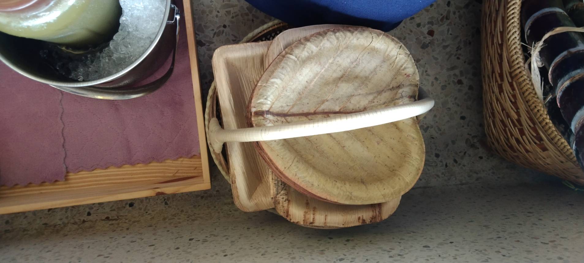 คณะกรรมการเครือข่ายโคก หนอง นา จังหวัดยโสธร สวัสดีปีใหม่และขอพรปีใหม่เนื่องในวาระดิถีขึ้นปีใหม่ 2567 จากผู้ว่าราชการจังหวัดยโสธร