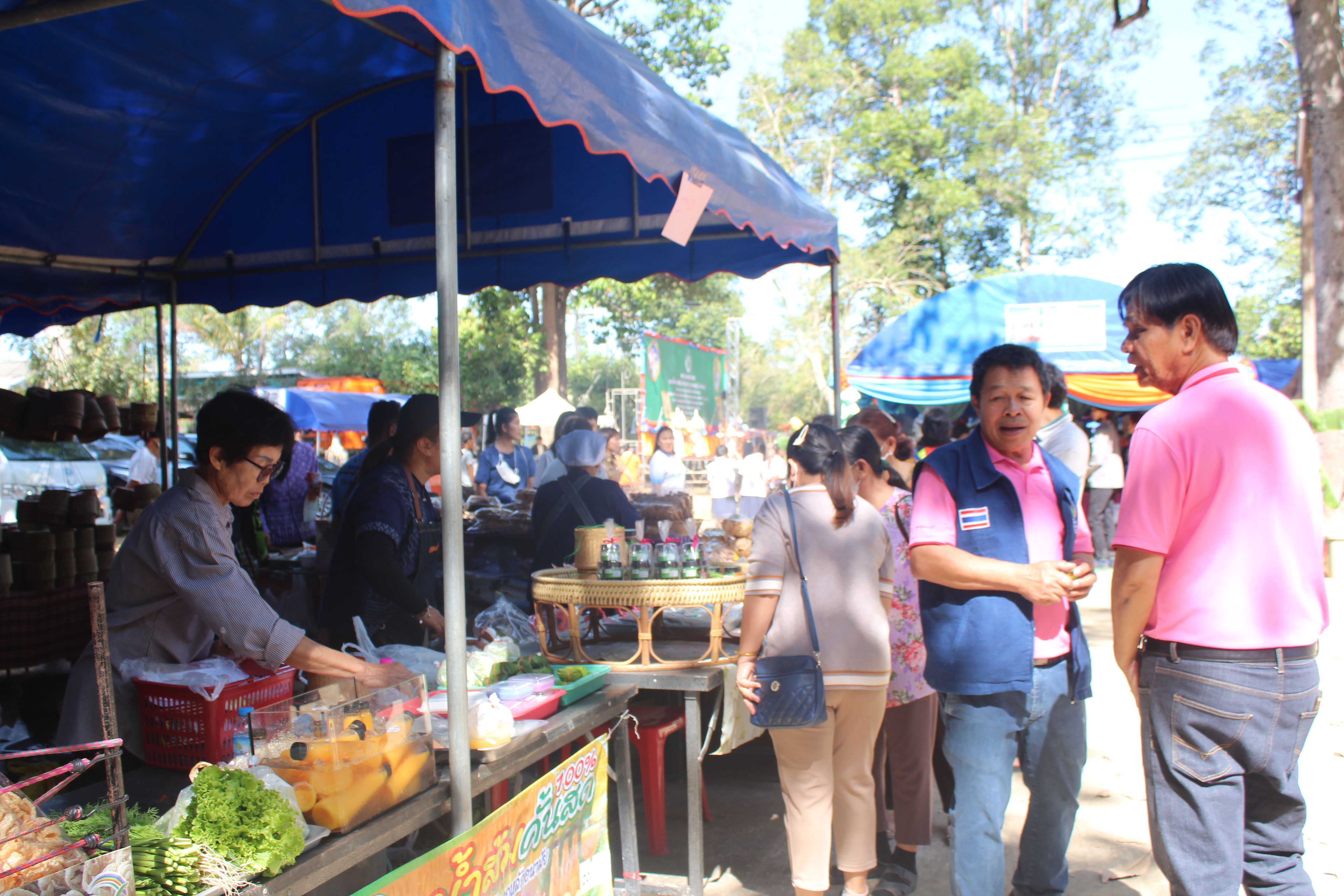 พช.ยโสธร ร่วมกิจกรรมหน่วยแพทย์อาสา สมเด็จพระศรีนครินทราบรมราชชนนี (พอ.สว.) และโครงการจังหวัดเคลื่อนที่ “เพิ่มรอยยิ้ม เติมความสุข ให้คนยโสธร”