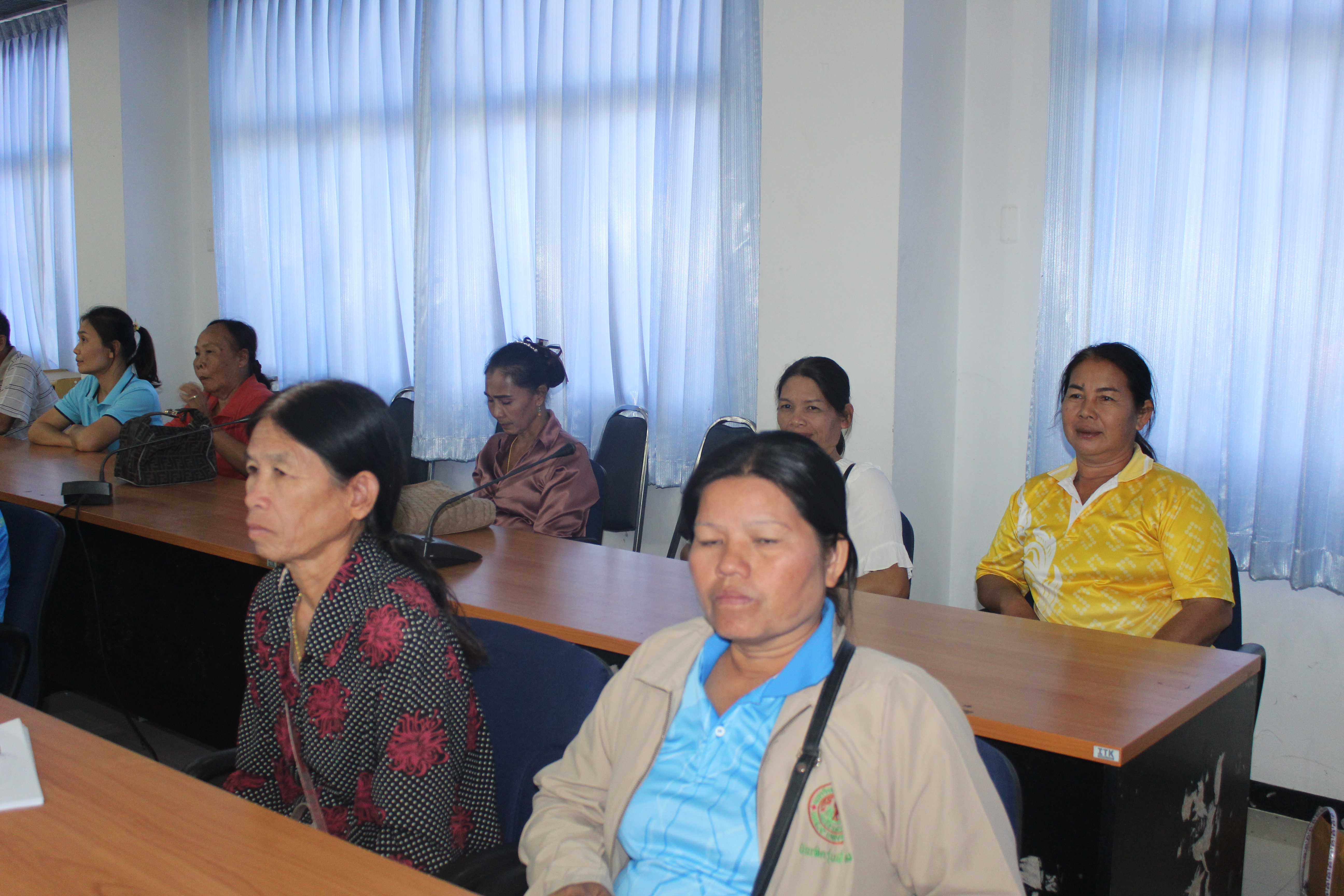 พช.ยโสธร ประชุมเตรียมพร้อม ยกทัพผู้ประกอบการ OTOP จังหวัดยโสธร บุกเซ็นทรัลระยอง จำหน่ายสินค้าในงาน “OTOP ยโสโก้อีหลี”