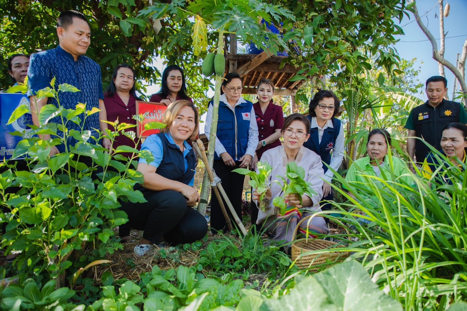 พช.ยโสธร ร่วมลงพื้นที่ติดตามภารกิจชมรมแม่บ้านมหาดไทยจังหวัดยโสธรในพื้นที่ อำเภอกุดชุมและอำเภอไทยเจริญ จังหวัดยโสธร