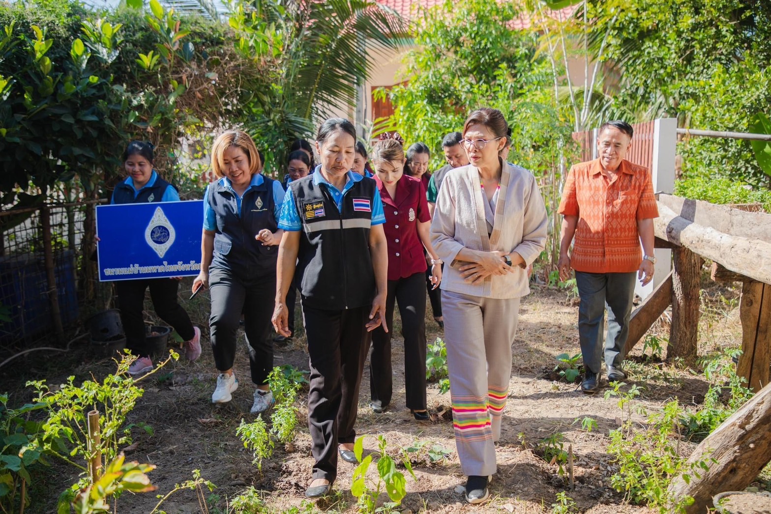 พช.ยโสธร ร่วมลงพื้นที่ติดตามภารกิจชมรมแม่บ้านมหาดไทยจังหวัดยโสธรในพื้นที่ อำเภอกุดชุมและอำเภอไทยเจริญ จังหวัดยโสธร