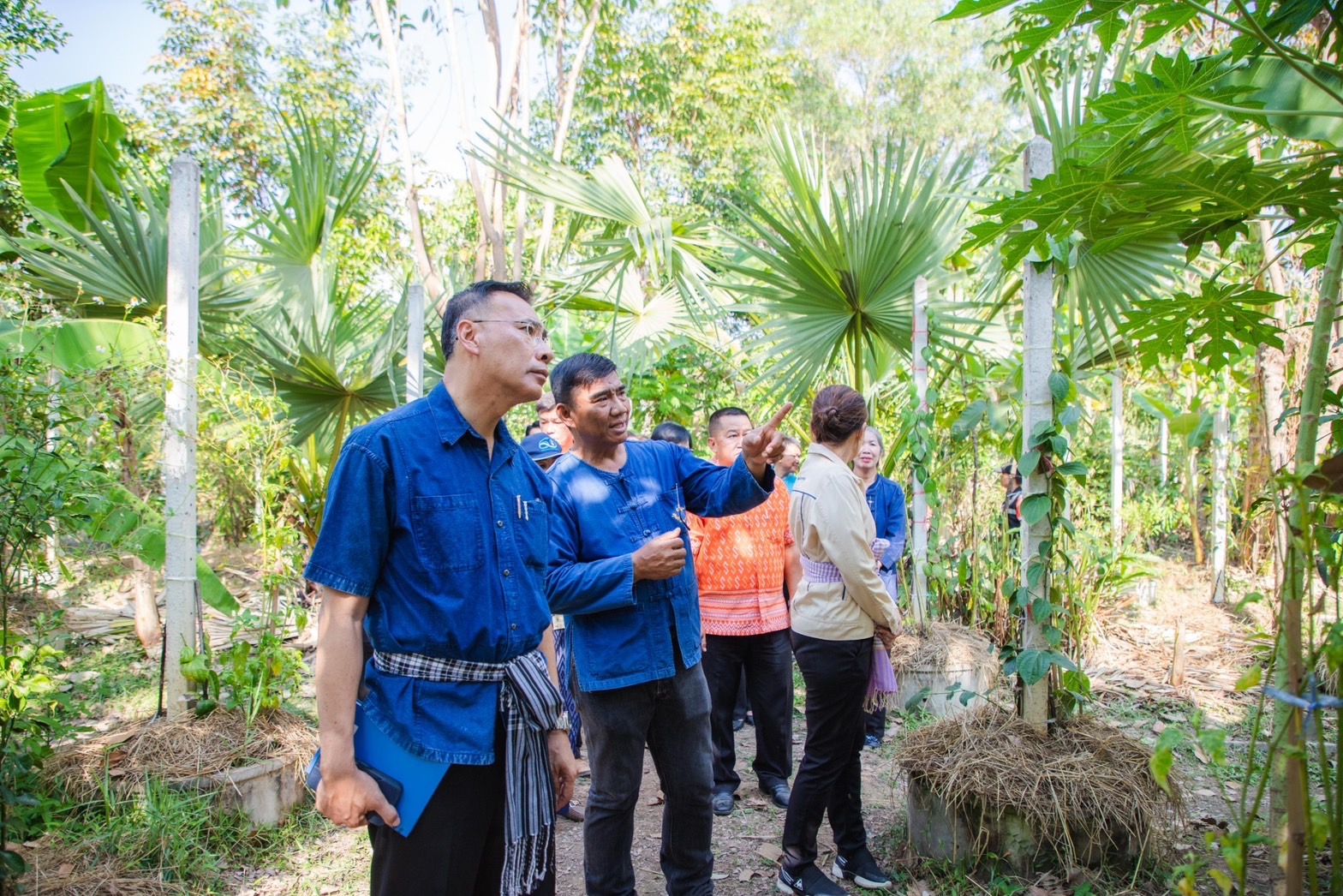 พ่อเมืองยโสธร ลงพื้นที่เยี่ยมชมโคกหนองนาพัฒนาชุมชน ณ พื้นที่อำเภอมหาชนะชัย จังหวัดยโสธร
