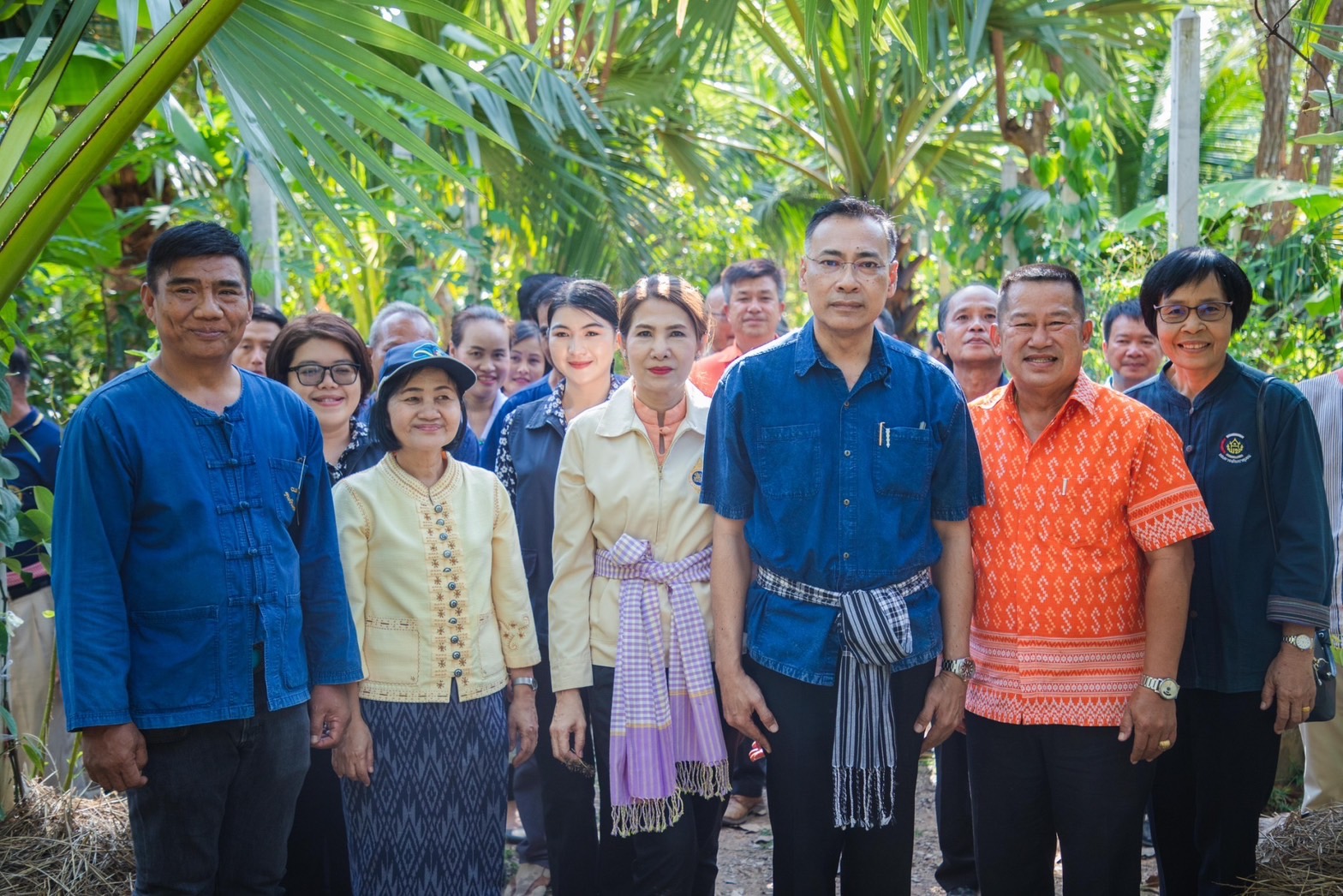 พ่อเมืองยโสธร ลงพื้นที่เยี่ยมชมโคกหนองนาพัฒนาชุมชน ณ พื้นที่อำเภอมหาชนะชัย จังหวัดยโสธร