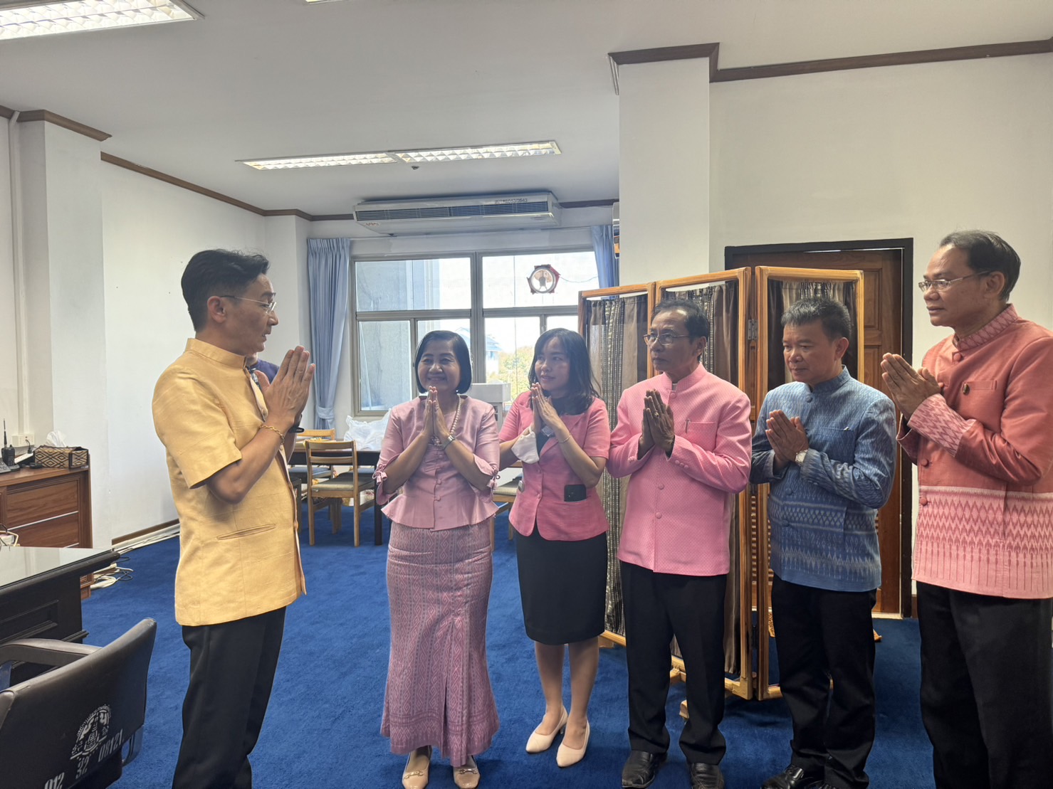 พช.ยโสธร สวัสดีปีใหม่และขอพรปีใหม่จากท่านผู้ว่าราชการจังหวัดยโสธร และรองผู้ว่าราชการจังหวัดยโสธร