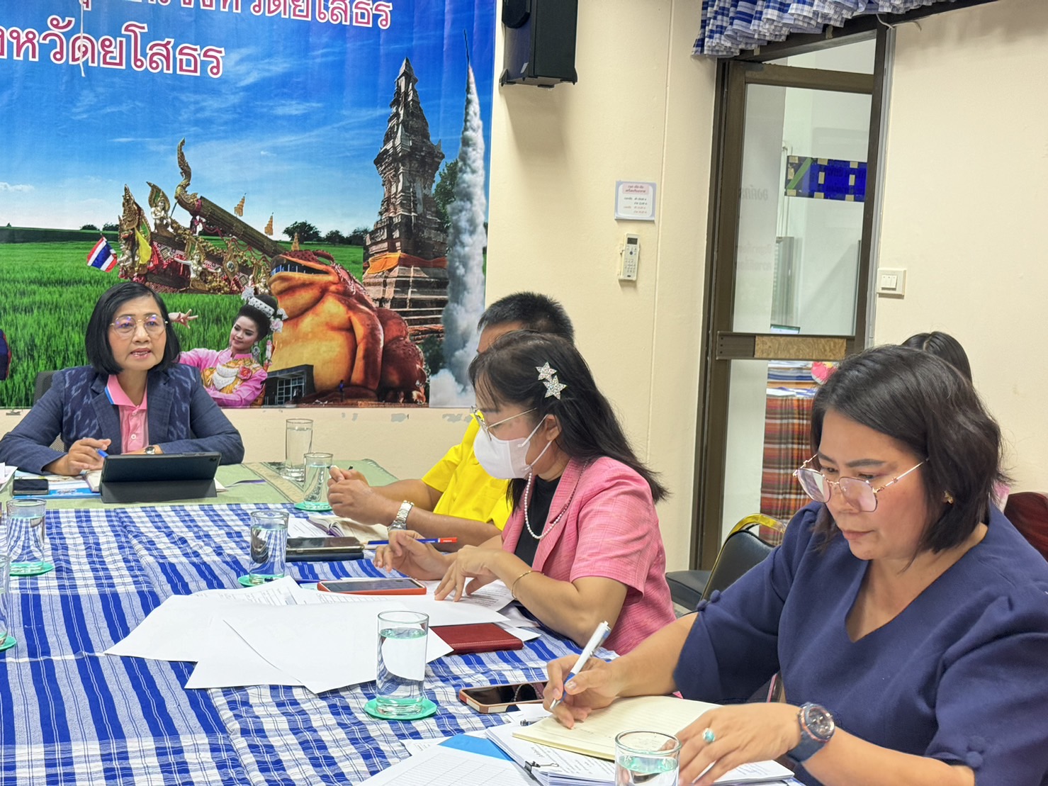 พช.ยโสธร ประชุมเจ้าหน้าที่พัฒนาชุมชนจังหวัดยโสธร ประจำเดือน มกราคม 2567 เพื่อวางแผนดำเนินงานไตรมาสที่ 2