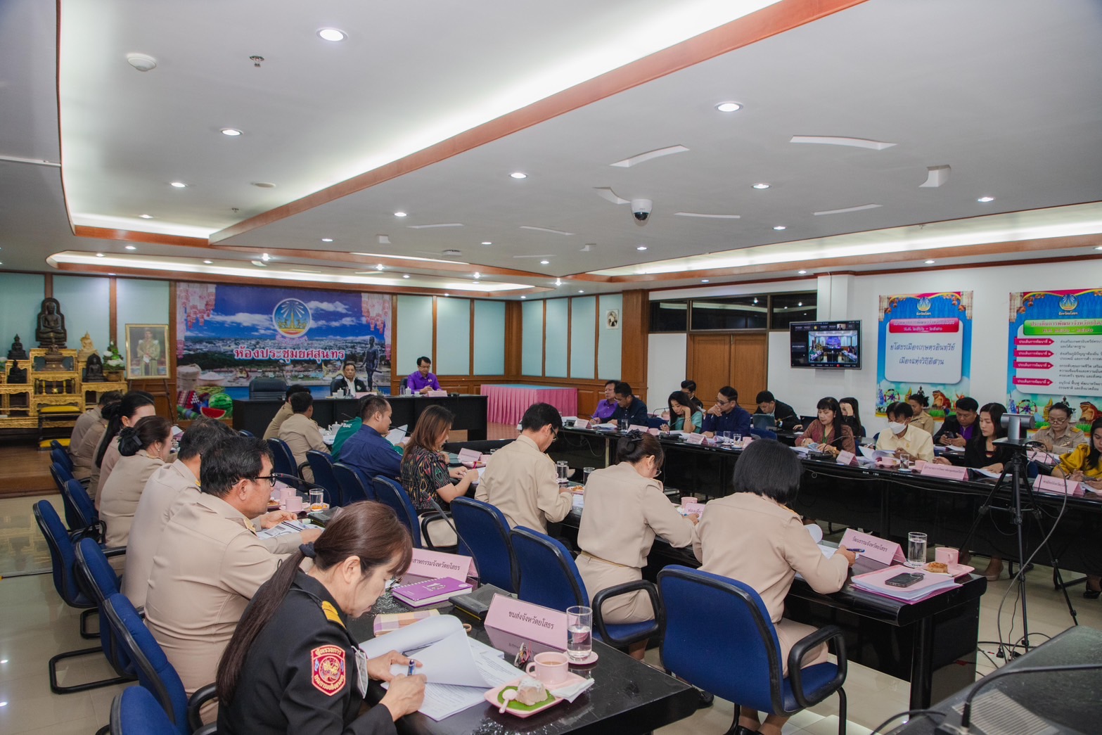 พช.ยโสธร ร่วมต้อนรับผู้ตรวจราชการสำนักนายกรัฐมนตรี เขตตรวจราชการที่ 14