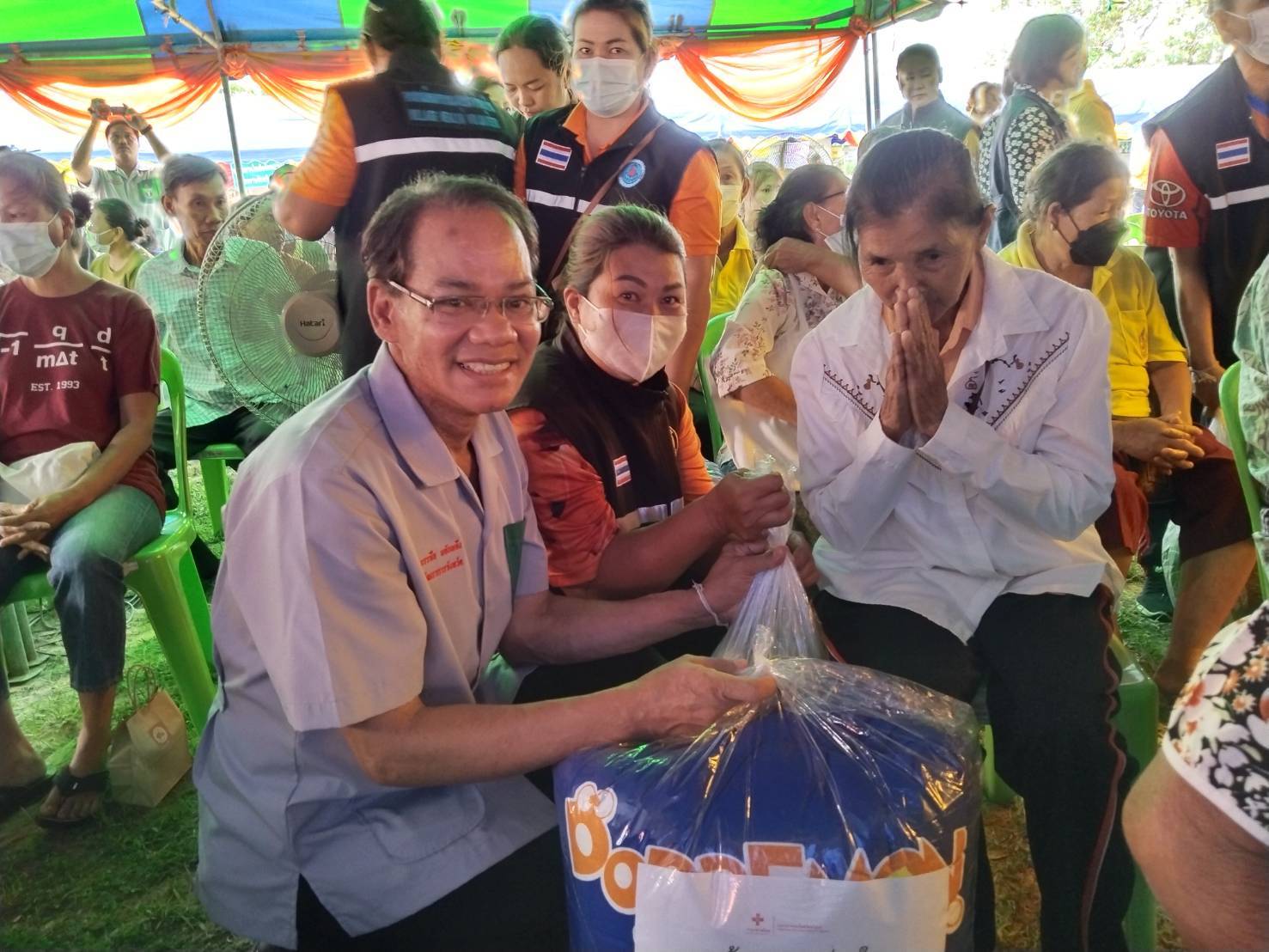 พช.ยโสธร ร่วมกิจกรรมหน่วยแพทย์อาสา สมเด็จพระศรีนครินทราบรมราชชนนี (พอ.สว.) และโครงการจังหวัดเคลื่อนที่ “เพิ่มรอยยิ้ม เติมความสุข ให้คนยโสธร”