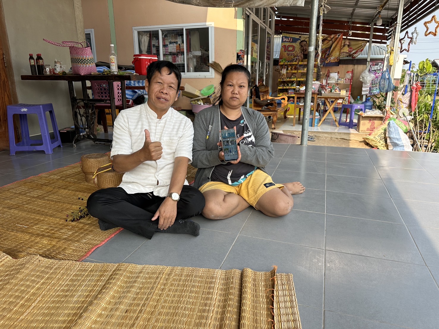 พช.เลิงนกทา จังหวัดยโสธร เดินหน้าเชิงรุกส่งเสริมการใช้ประโยชน์ และประชาสัมพันธ์การดาวน์โหลดแพลตฟอร์มบริการดิจิทัล Clickชุมชน และการสมัครใช้บริการ SHOP ชุมชน