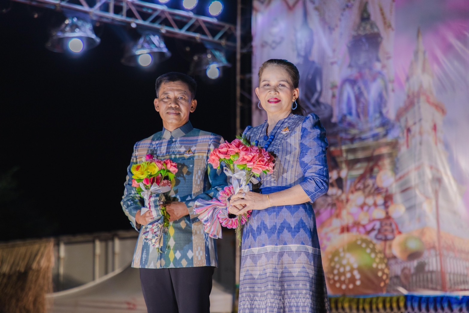 💕จังหวัดยโสธร จัดงานยิ่งใหญ่สุดอลังการ “สืบสานอนุรักษ์ศิลป์ ผ้าถิ่นไทย ดำรงไว้ในแผ่นดิน” ในการเดินแบบชุดผ้าไทยพื้นเมือง เพื่อการกุศล งานสถาปนาจังหวัดยโสธร ประจำปี 2567