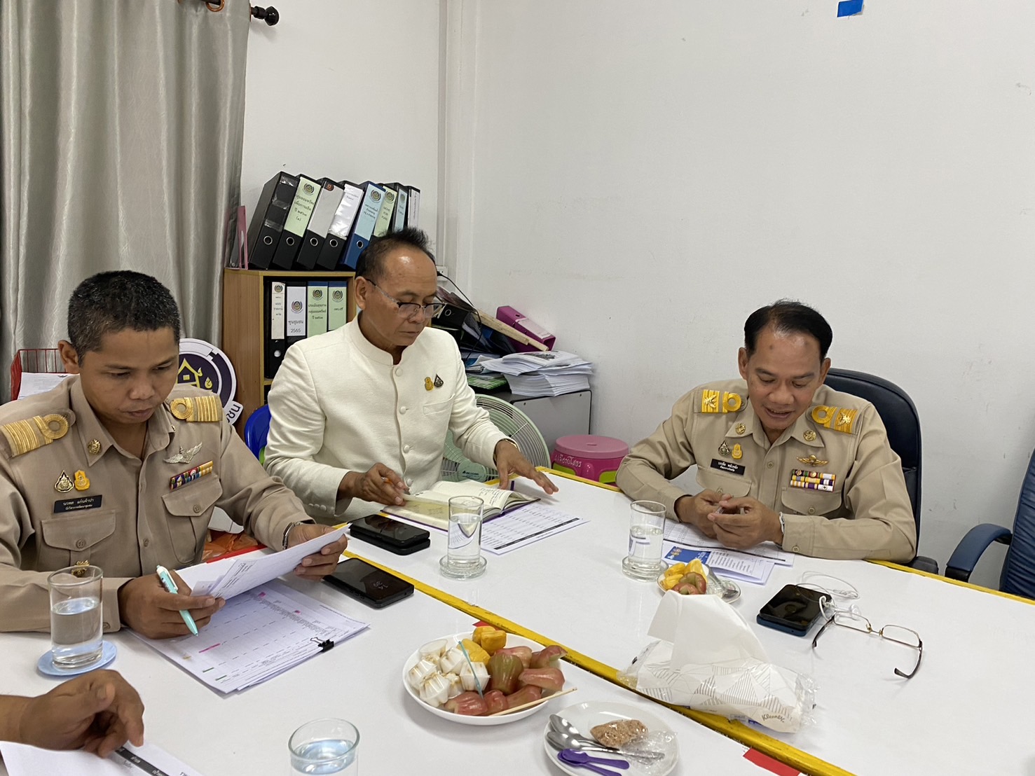 พจ.ยโสธร ลงพื้นที่ติดตามการ ดำเนินงาน สำนักงานพัฒนาชุมชนอำเภอเมืองยโสธร จังหวัดยโสธร