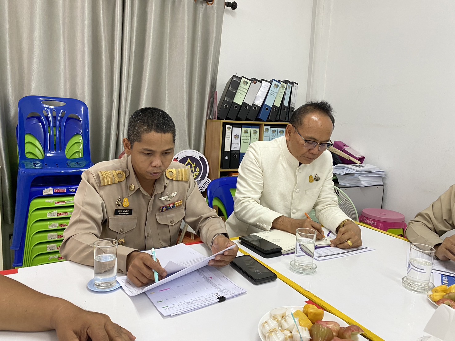 พจ.ยโสธร ลงพื้นที่ติดตามการ ดำเนินงาน สำนักงานพัฒนาชุมชนอำเภอเมืองยโสธร จังหวัดยโสธร