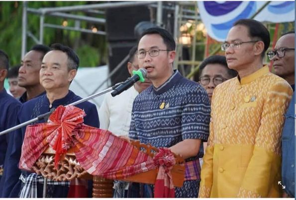 พช.ยโสธร ร่วมกิจกรรมเปิดงานเทศกาลศิลปวัฒนธรรมชนเผ่าและของดีโคกสำราญ ประจำปี 2567 วันที่ 26 เมษายน 2567