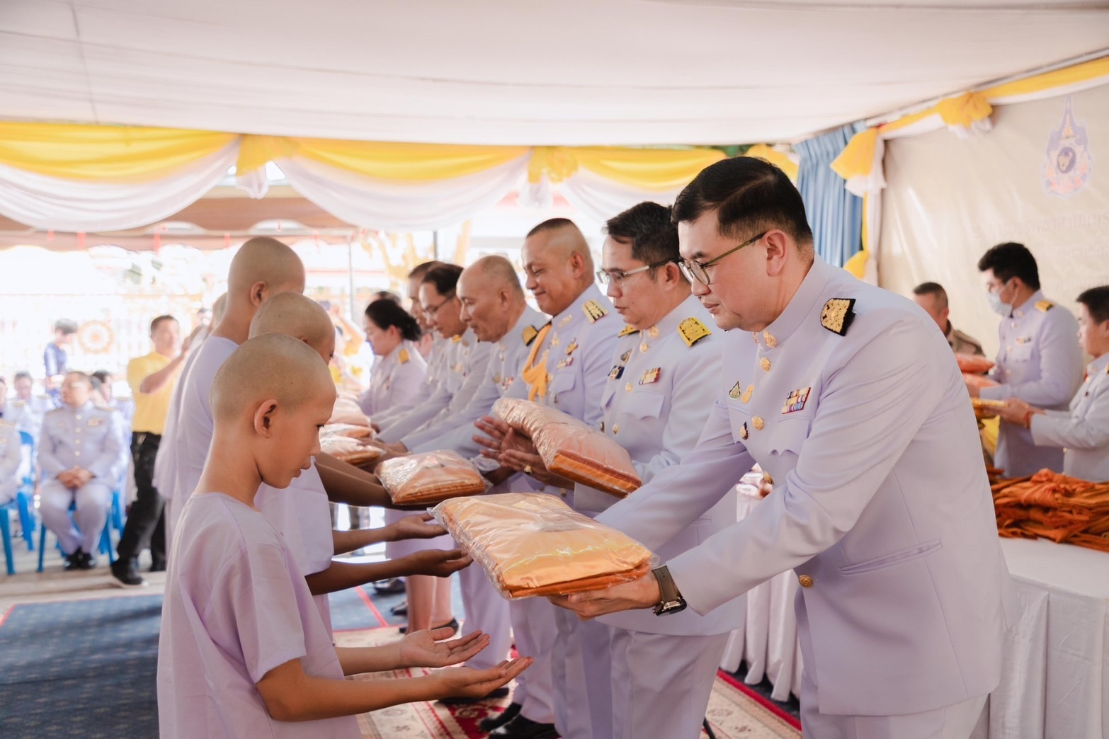 พช.ยโสธร ร่วมพิธีบรรพชาสามเณรภาคฤดูร้อน เฉลิมพระเกียรติพระบาทสมเด็จพระเจ้าอยู่หัว เนื่องในโอกาสพระราชพิธีมหามงคลเฉลิมพระชนมพรรษา 6 รอบ 28 กรกฎาคม 2567