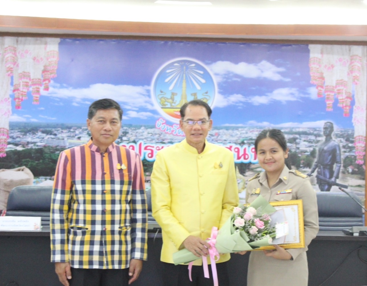 พช.ยโสธรประชุมผู้บริหารและเจ้าหน้าที่พัฒนาชุมชนสังกัด สำนักงานพัฒนา ชุมชน จังหวัดยโสธร ครั้งที่ 4/ 2567