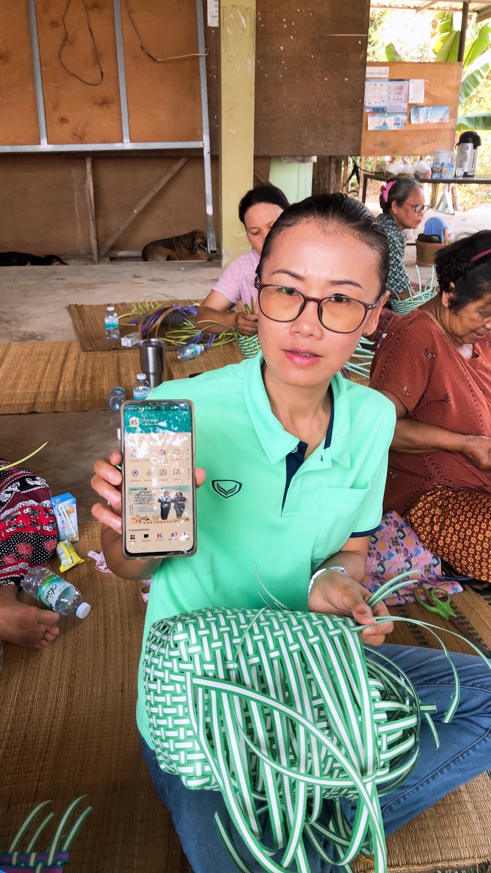 พช.เมืองยโสธร จังหวัดยโสธรเดินหน้าประชาสัมพันธ์ ส่งเสริมการใช้ประโยชน์แพลตฟอร์มบริการแอปพลิเคชั่น Click ชุมชน