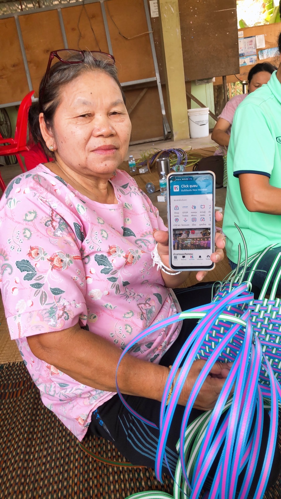 พช.เมืองยโสธร จังหวัดยโสธรเดินหน้าประชาสัมพันธ์ ส่งเสริมการใช้ประโยชน์แพลตฟอร์มบริการแอปพลิเคชั่น Click ชุมชน