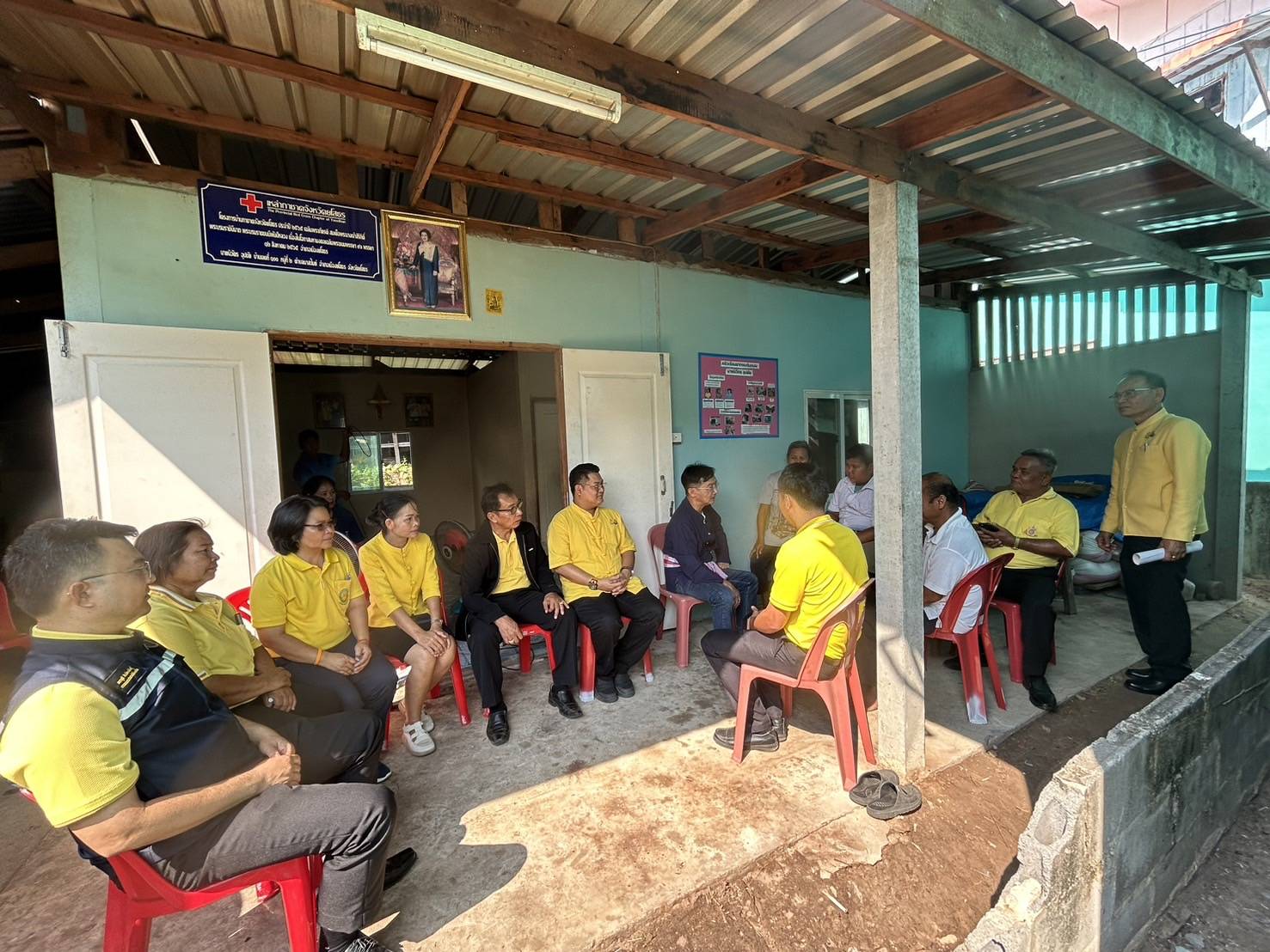 รองผู้ว่าราชการจังหวัดยโสธร ลงพื้นที่ติดตามการเนินงานศูนย์อำนวยการขจัดความยากจนและพัฒนาคนทุกช่วงวัยอย่างยั่งยืน ตามหลักปรัชญาของเศรษฐกิจพอเพียง (ศจพ.อ.) พื้นที่อำเภอเมืองยโสธร จังหวัดยโสธร