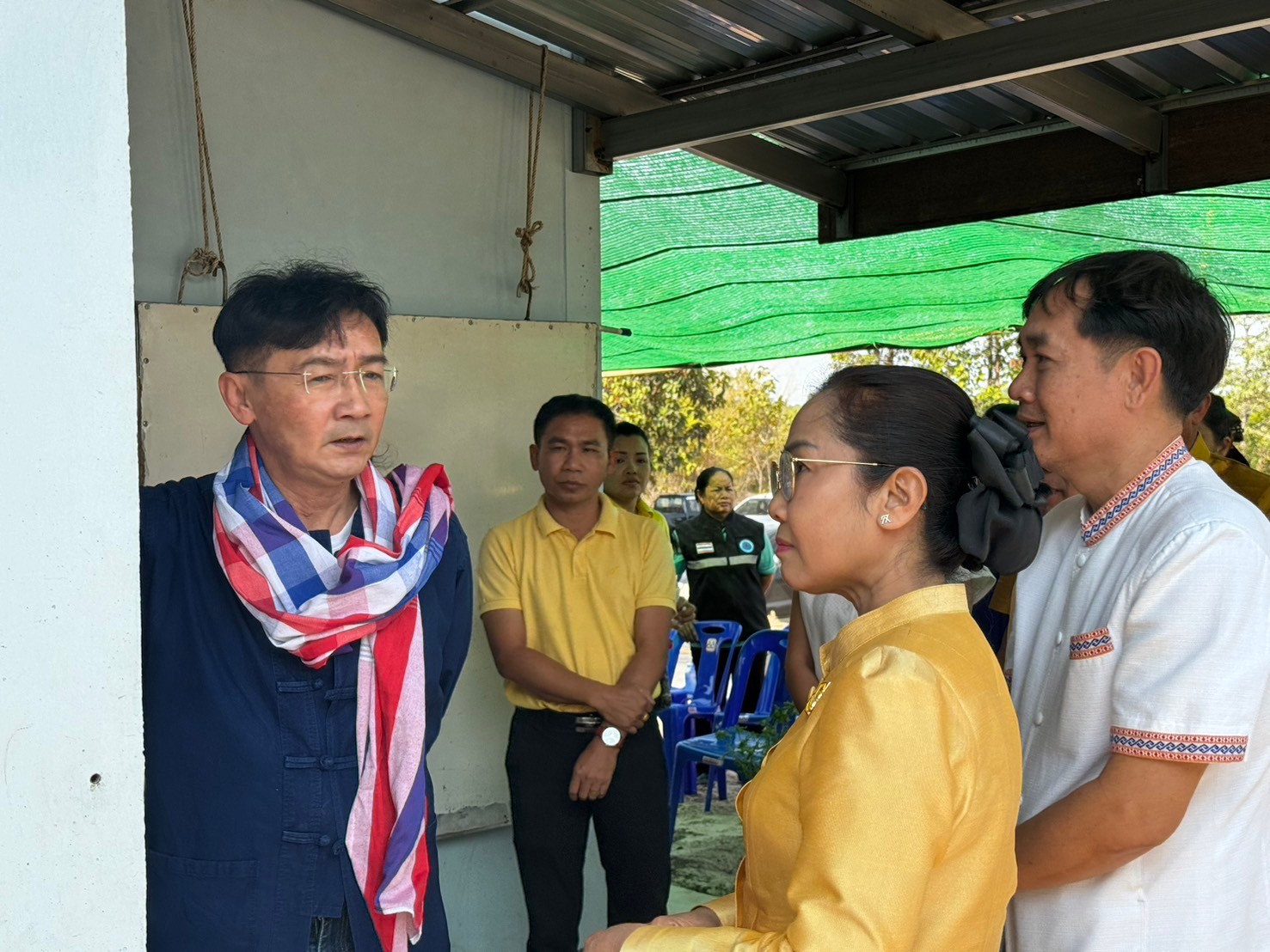 รองผู้ว่าราชการจังหวัดยโสธร ลงพื้นที่ติดตามการเนินงานศูนย์อำนวยการขจัดความยากจนและพัฒนาคนทุกช่วงวัยอย่างยั่งยืน ตามหลักปรัชญาของเศรษฐกิจพอเพียง (ศจพ.อ.) พื้นที่อำเภอป่าติ้ว จังหวัดยโสธร ณ พื้นที่อำเภอป่าติ้ว จังหวัดยโสธร