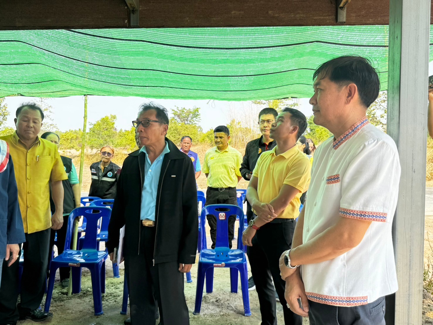 รองผู้ว่าราชการจังหวัดยโสธร ลงพื้นที่ติดตามการเนินงานศูนย์อำนวยการขจัดความยากจนและพัฒนาคนทุกช่วงวัยอย่างยั่งยืน ตามหลักปรัชญาของเศรษฐกิจพอเพียง (ศจพ.อ.) พื้นที่อำเภอป่าติ้ว จังหวัดยโสธร ณ พื้นที่อำเภอป่าติ้ว จังหวัดยโสธร