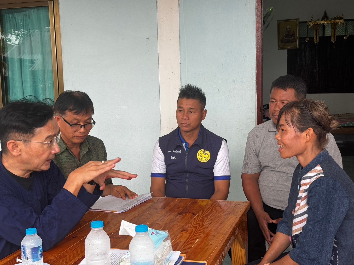 รองผู้ว่าราชการจังหวัดยโสธร ลงพื้นที่ติดตามการเนินงานศูนย์อำนวยการขจัดความยากจนและพัฒนาคนทุกช่วงวัยอย่างยั่งยืน ตามหลักปรัชญาของเศรษฐกิจพอเพียง (ศจพ.อ.)  พื้นที่อำเภอคำเขื่อนแก้ว จังหวัดยโสธร