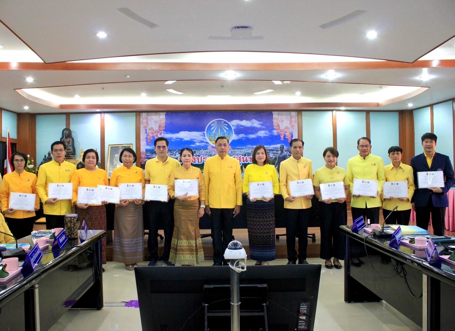 พช.ยโสธร ร่วมประชุมหัวหน้าส่วนราชการ หัวหน้าหน่วยงานรัฐวิสาหกิจ สังกัดกระทรวงมหาดไทยและนายอำเภอ ประจำเดือน พฤษภาคม