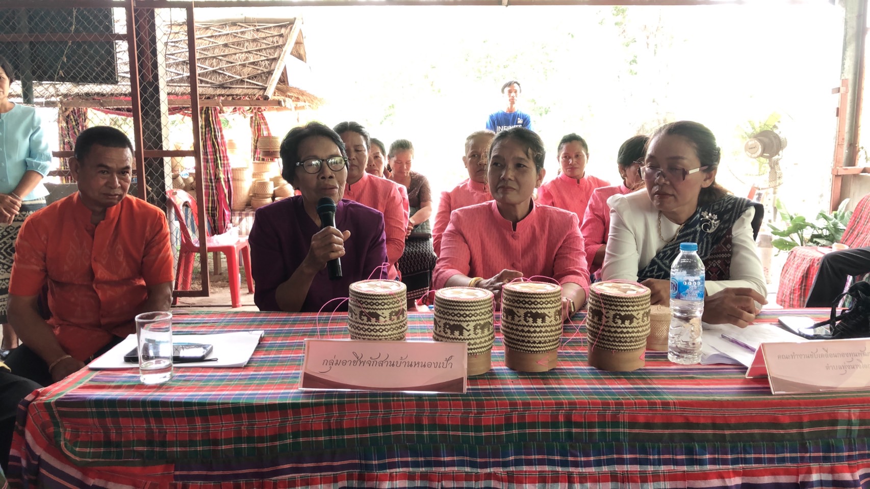 พช.ยโสธร ดำเนินโครงการเชิดชูเกียรติคนกองทุนพัฒนาบทบาทสตรี ประจำปี 2567 กิจกรรมการคัดเลือกคนกองทุนพัฒนาบทบาทสตรีดีเด่น ระดับจังหวัด ในพื้นที่อำเภอเมืองยโสธรและอำเภอทรายมูล จังหวัดยโสธร