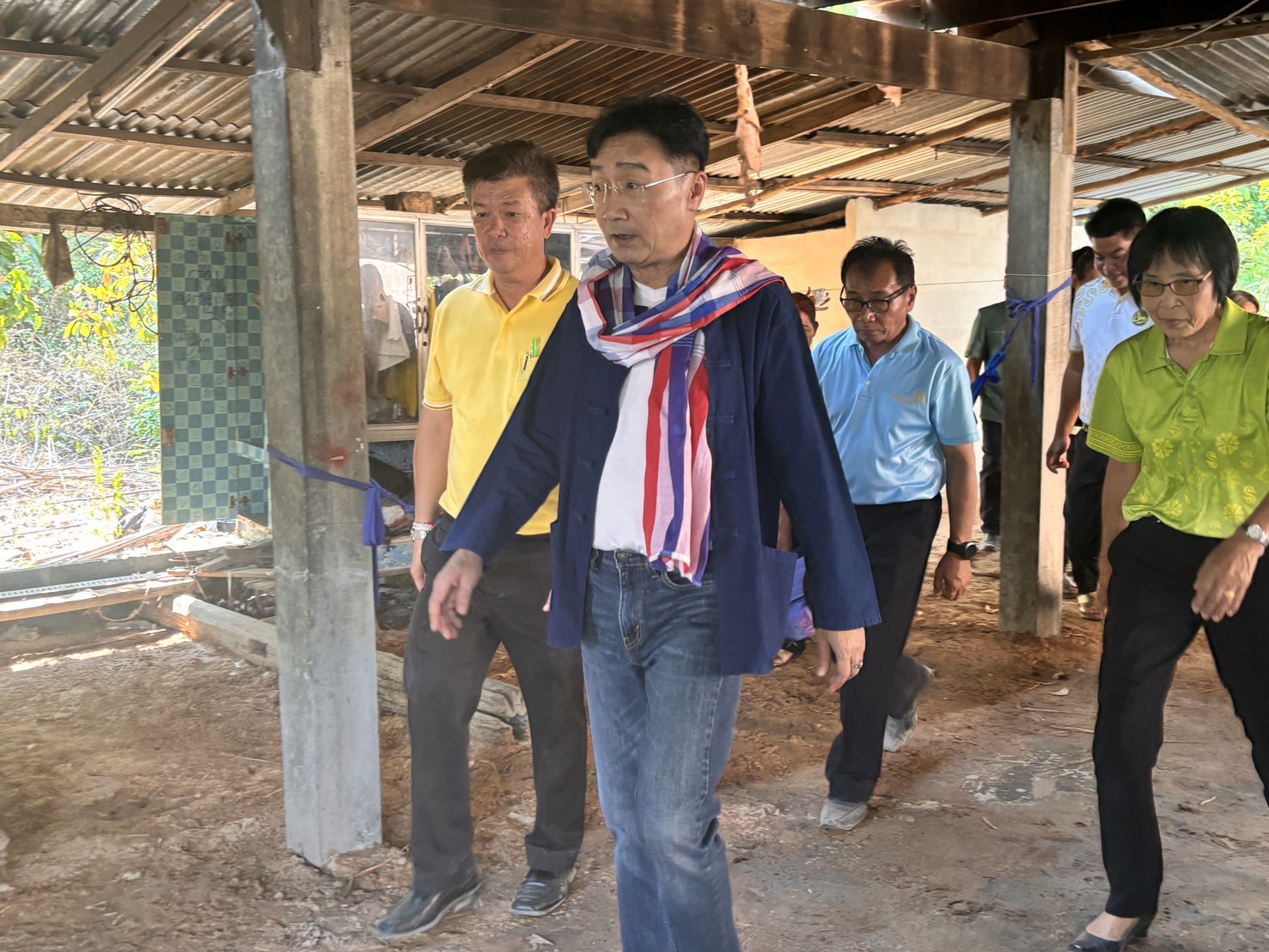 รองผู้ว่าราชการจังหวัดยโสธร ลงพื้นที่ติดตามการเนินงานศูนย์อำนวยการขจัดความยากจนและพัฒนาคนทุกช่วงวัยอย่างยั่งยืน ตามหลักปรัชญาของเศรษฐกิจพอเพียง (ศจพ.อ.) พื้นที่อำเภอมหาชนะชัย จังหวัดยโสธร