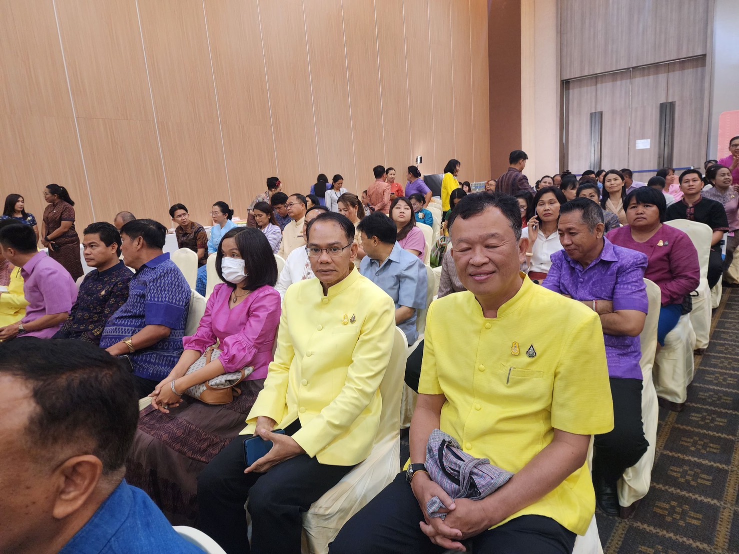 พช.ยโสธร ร่วมงานหัตถกรรม ณ จุดดำเนินการที่ 4 จังหวัดขอนแก่น มุ่งสร้างมูลค่าผลิตภัณฑ์ในท้องถิ่นทุกภูมิภาค อย่างมั่นคงและยั่งยืน พร้อมผลักดันภูมิปัญญา “ผ้าไทยและงานหัตถกรรม” นำทางสู่ตลาดแฟชั่นระดับสากล