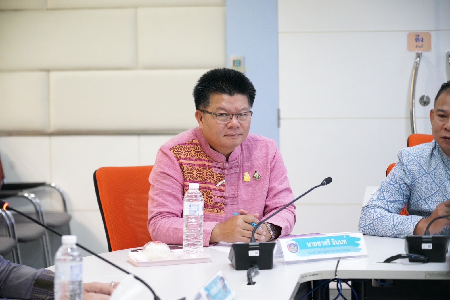 รองผู้ว่าราชการจังหวัดยโสธร ติดตามความก้าวหน้าในการขับเคลื่อนการดำเนินงานของสำนักงานพัฒนา ชุมชนจังหวัดยโสธร