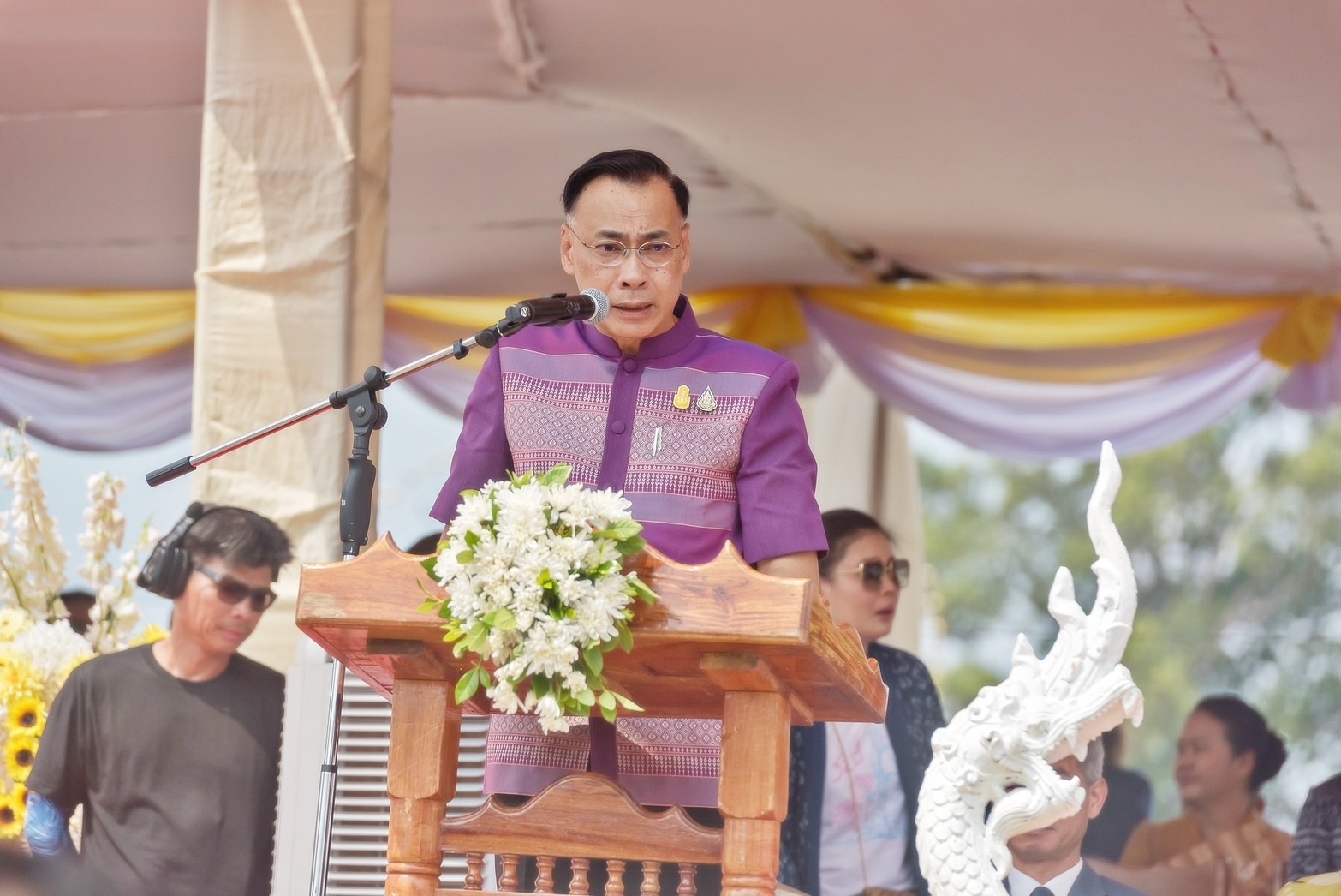 พช.ยโสธร ร่วมพิธีเปิดงานประเพณีบุญบั้งไฟยโสธร ประจำปี 2567 ณ บริเวณหน้าที่ว่าการอำเภอเมืองยโสธร ถนนแจ้งสนิท อำเภอเมือง จังหวัดยโสธร