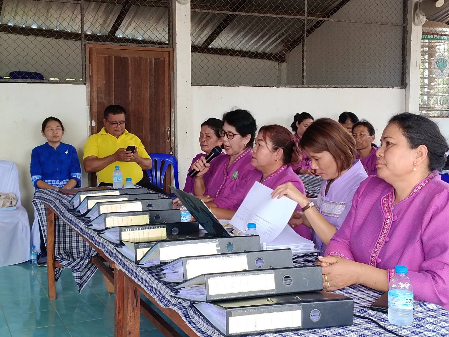 พช.ยโสธร ดำเนินโครงการเชิดชูเกียรติคนกองทุนพัฒนาบทบาทสตรี ประจำปี 2567 กิจกรรมการคัดเลือกคนกองทุนพัฒนาบทบาทสตรีดีเด่น ระดับจังหวัด ในพื้นที่อำเภอไทยเจริญ จังหวัดยโสธร