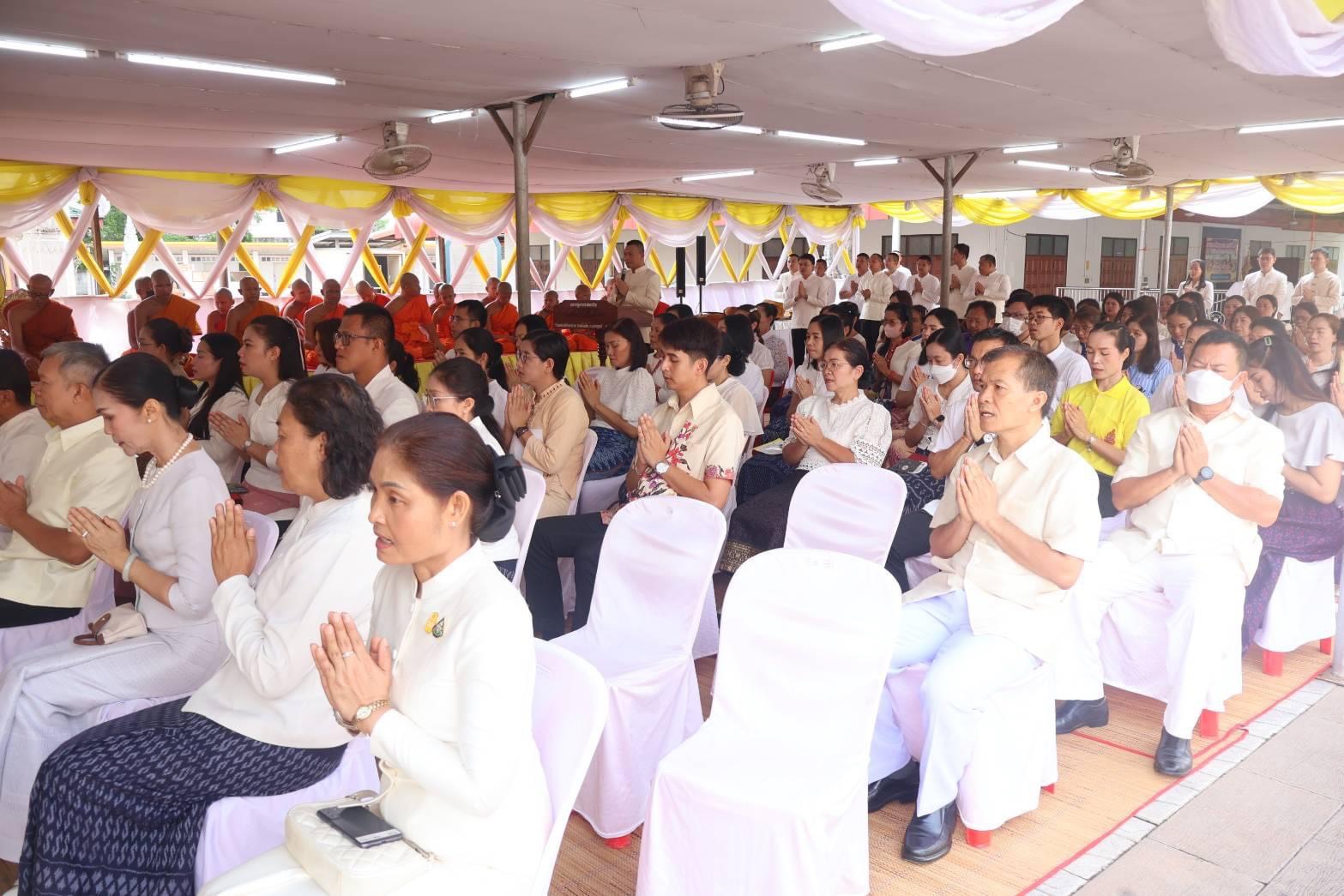 พช.ยโสธร ร่วมทำบุญตักบาตรเนื่องในวันวิสาขบูชา ปี 2567