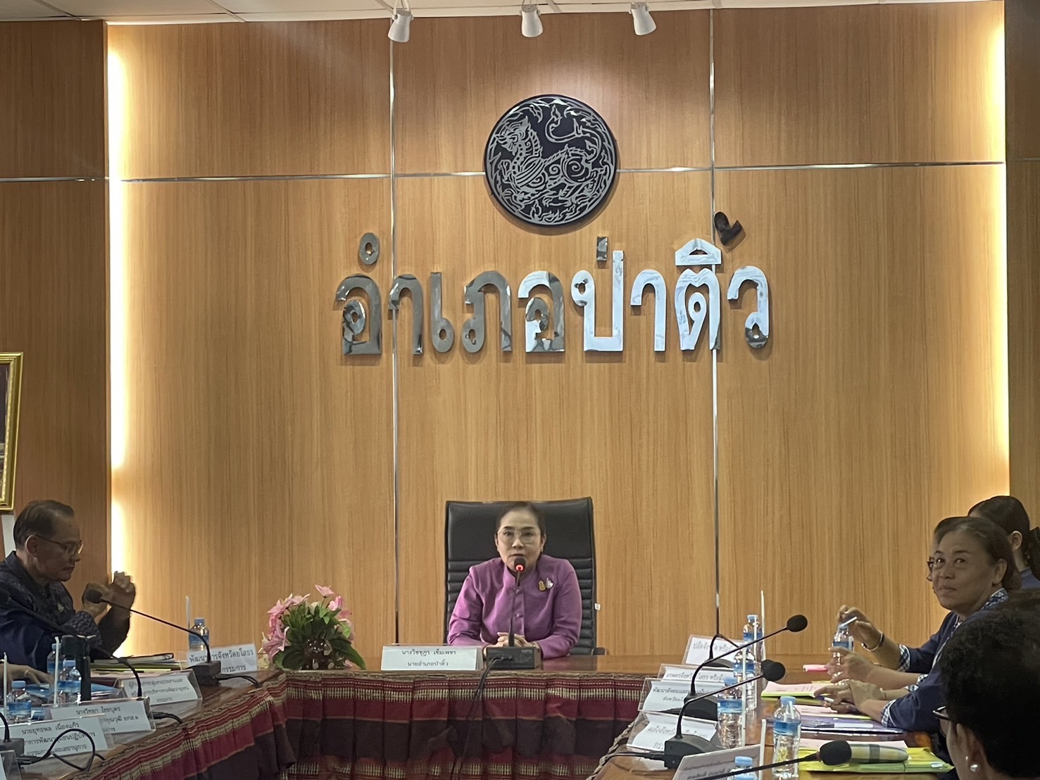 พช.ยโสธร ดำเนินโครงการเชิดชูเกียรติคนกองทุนพัฒนาบทบาทสตรี ประจำปี 2567 กิจกรรมการคัดเลือกคนกองทุนพัฒนาบทบาทสตรีดีเด่น ระดับจังหวัด ในพื้นที่อำเภอป่าติ้วและอำเภอมหาชนะชัย จังหวัดยโสธร