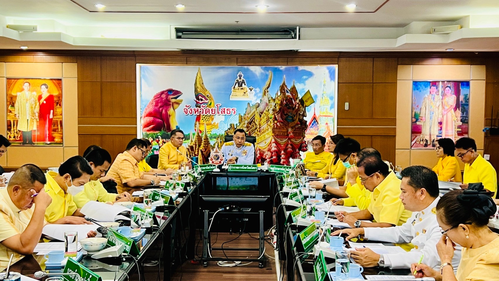 พช.ยโสธร ร่วมประชุมหัวหน้าส่วนราชการ หัวหน้าหน่วยงานรัฐวิสาหกิจ สังกัดกระทรวงมหาดไทยและนายอำเภอ ประจำเดือน พฤษภาคม