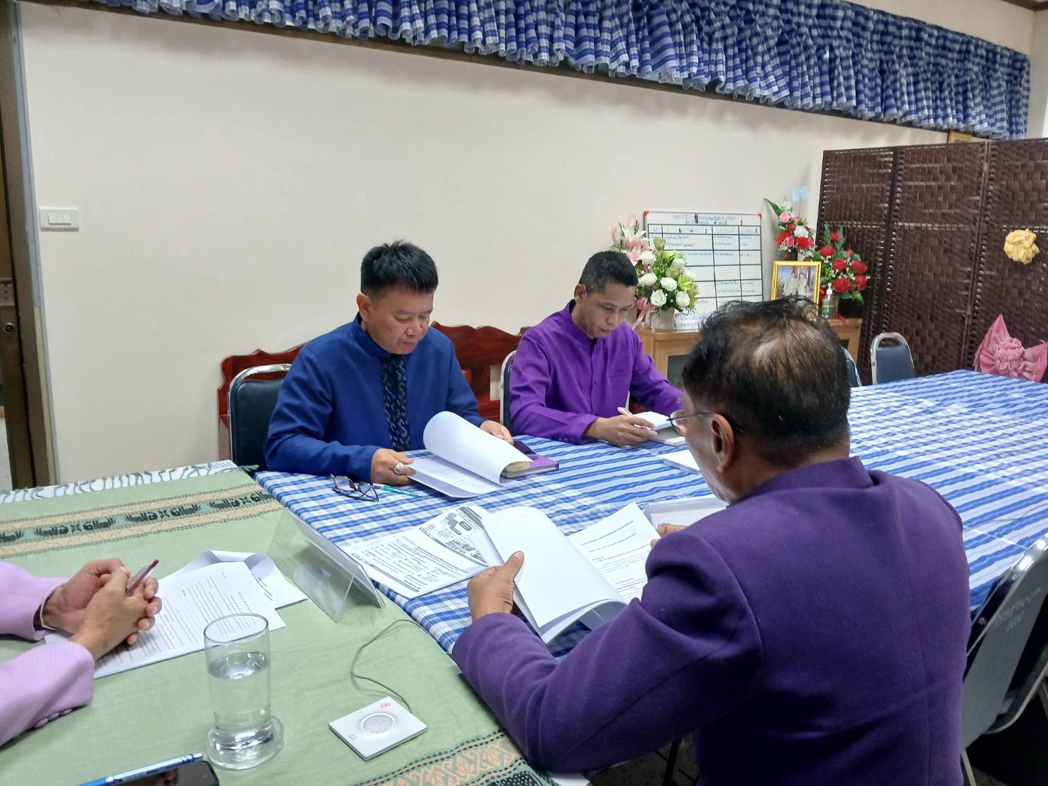 พช.ยโสธร : ร่วมประชุมคณะทำงานขับเคลื่อนโครงการเฉลิมพระเกียรติพระบาทสมเด็จพระเจ้าอยู่หัวเจ้าอยู่หัว เนื่องในโอกาสมหามงคลเฉลิมพระชนมพรรษา 6 รอบ 28 กรกฎาคม 2567 กรมการพัฒนาชุมชน ครั้งที่ 1/2567 ผ่านระบบวีดีทัศน์ทางไกล (Video Conference)