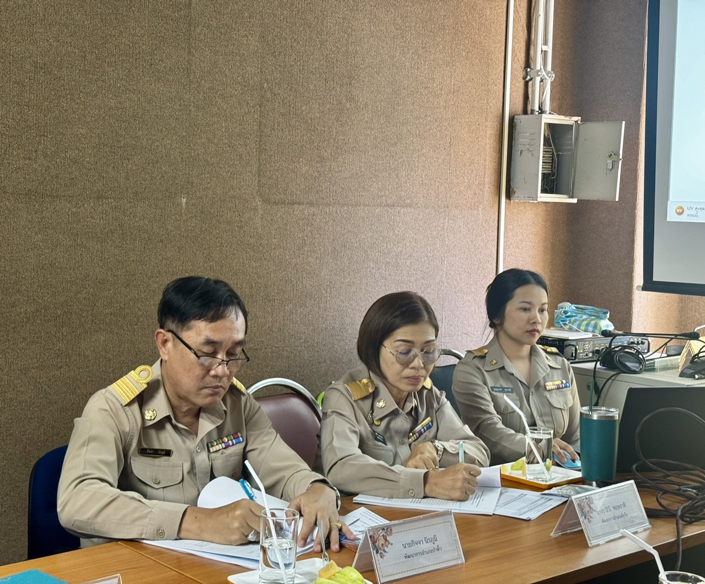 พช.ยโสธรประชุมผู้บริหารและเจ้าหน้าที่พัฒนาชุมชนสังกัดสำนักงานพัฒนา ชุมชน จังหวัดยโสธร ครั้งที่ 5/ 2567