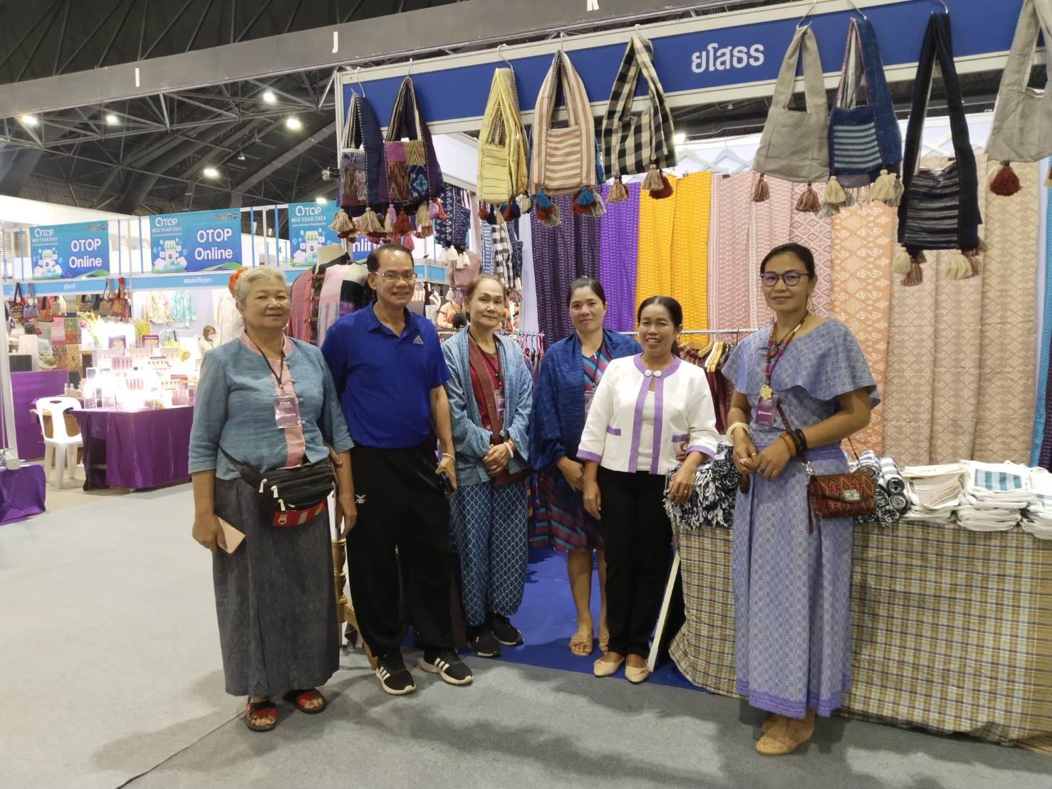 พช.ยโสธร นำผลิตภัณฑ์ สินค้า OTOP จังหวัดยโสธร เข้าร่วม OTOP Midyear 2024 “หลากหลายผลิตภัณฑ์ สีสันภูมิปัญญาไทย”